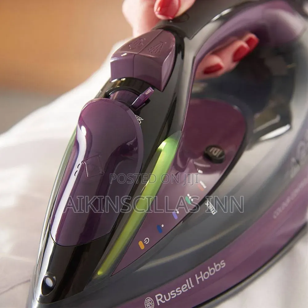 Russell Hobbs Pro Ultra Steam Iron
