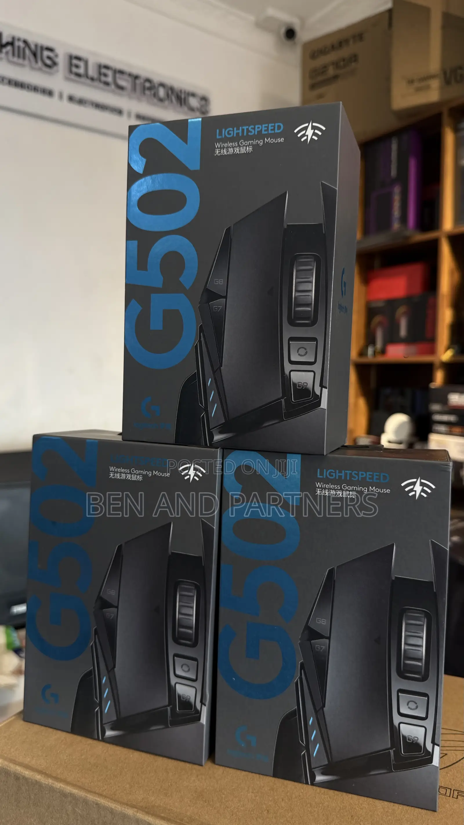 Logitech G502 Wireless Gaming Mouse