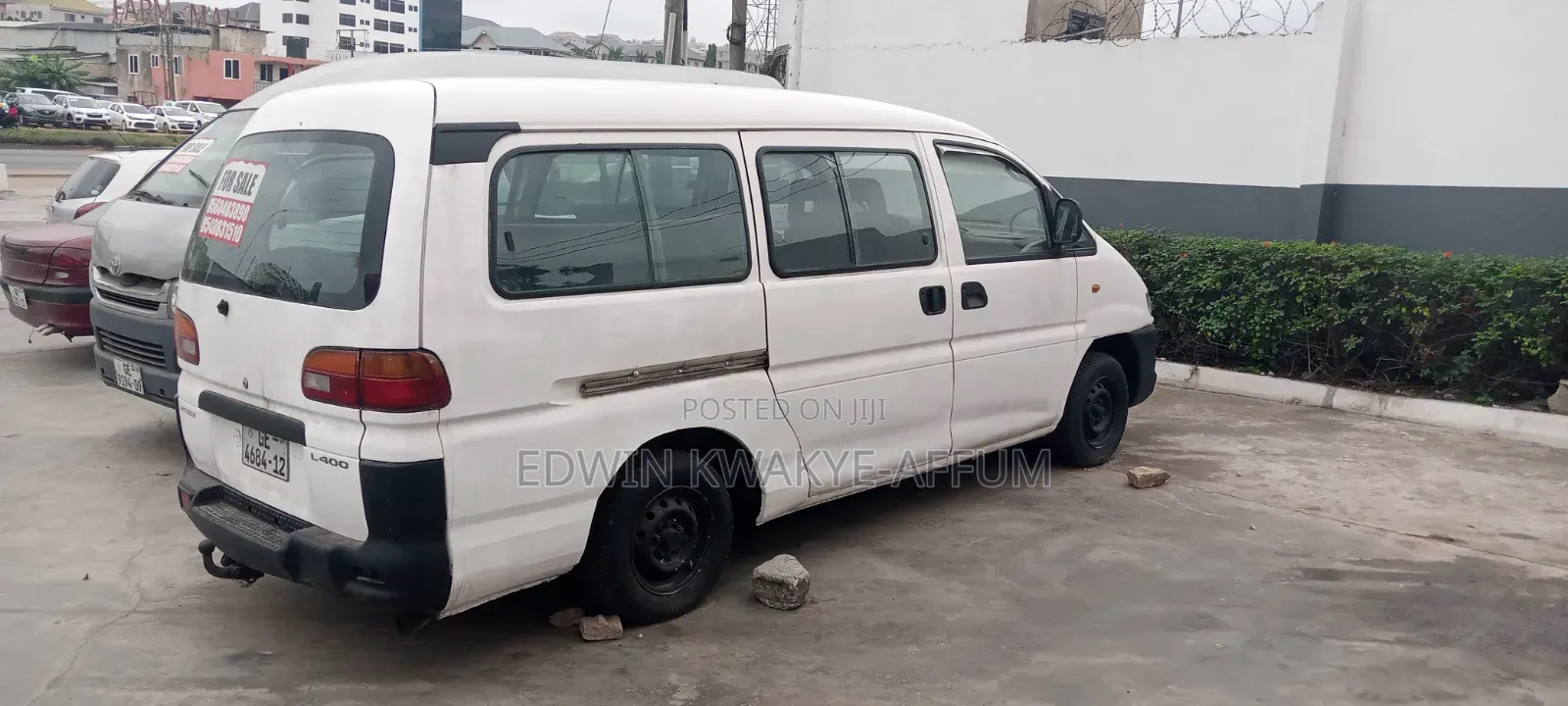Mitsubishi L300 1999 White