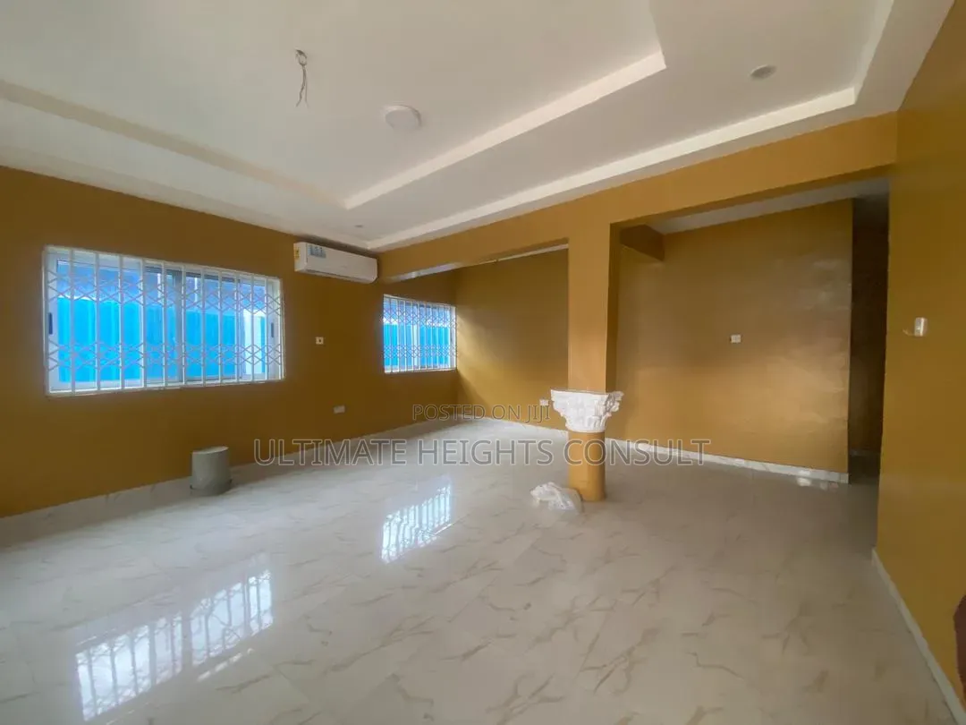 3bdrm House in Franko Estates, Amasaman for sale