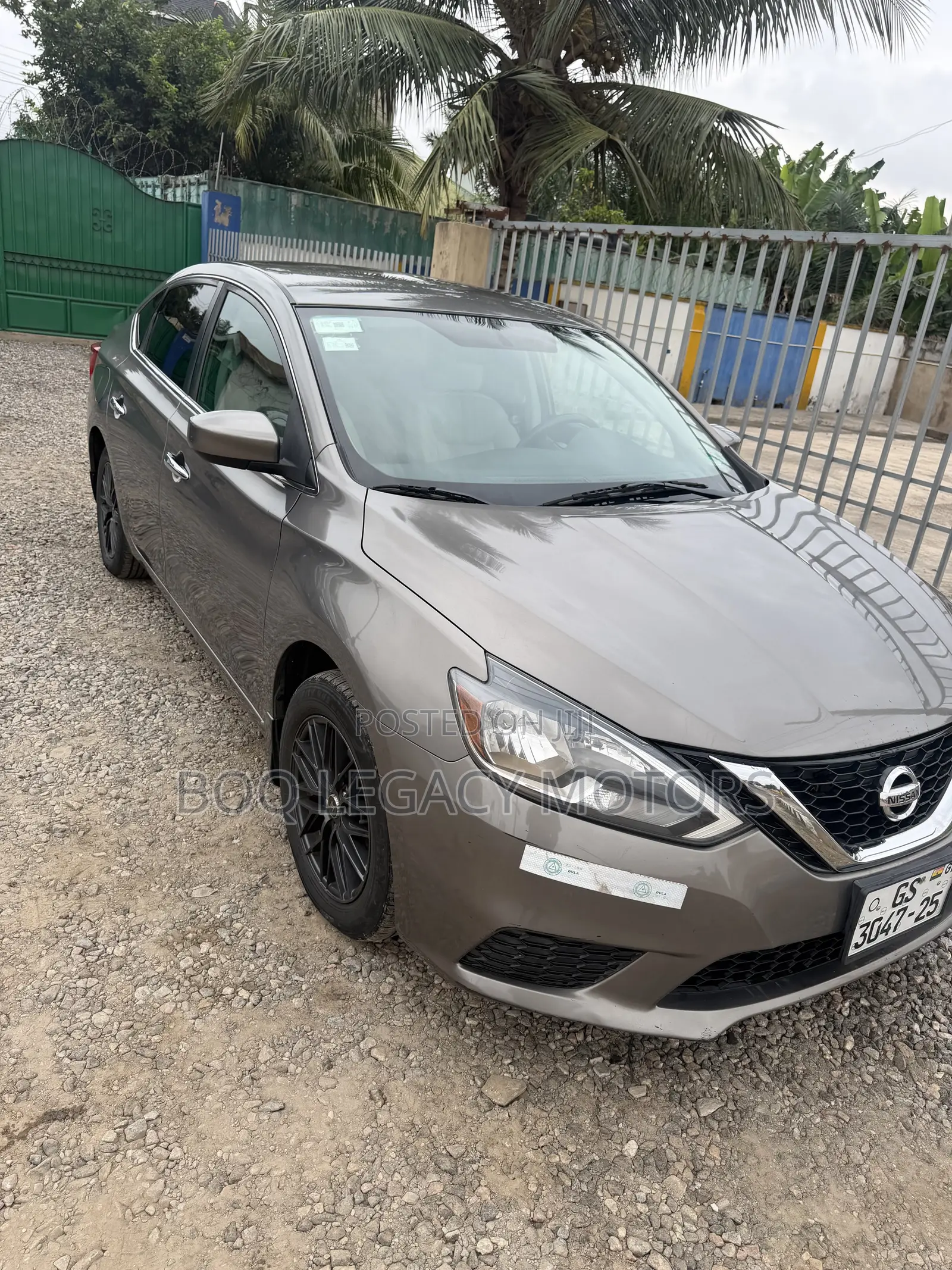 Nissan Sentra 2017 Gray