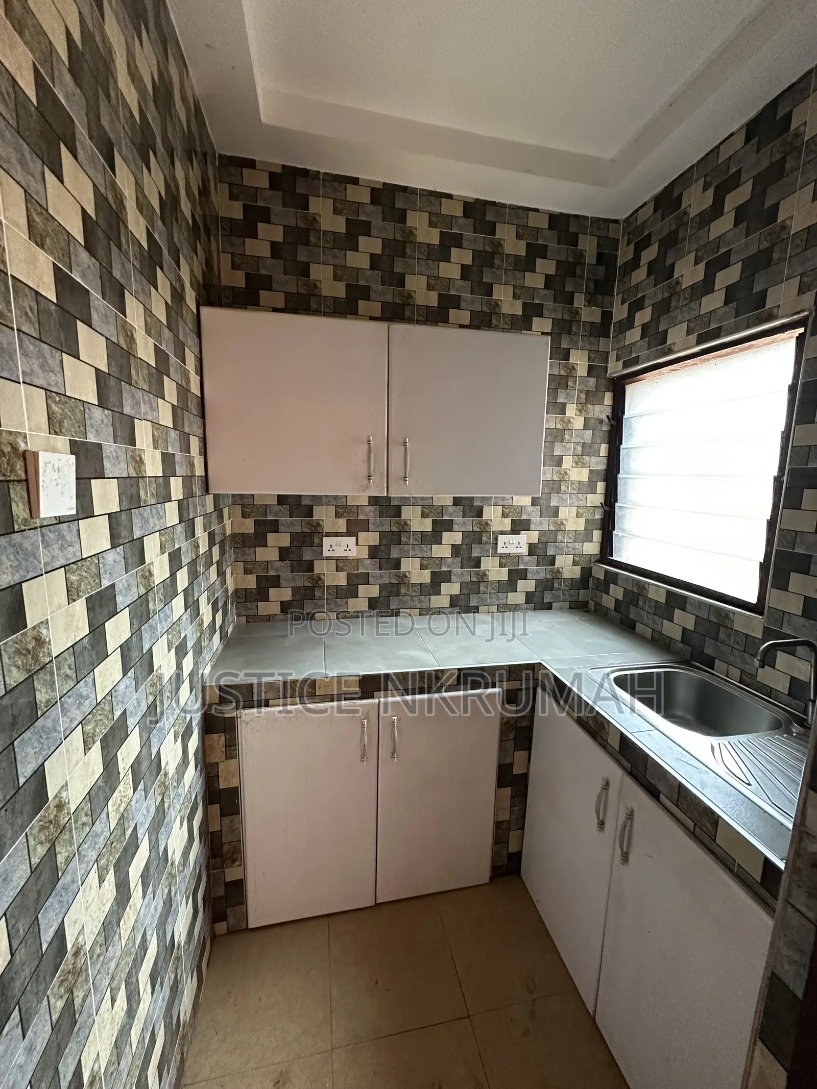 1bdrm Apartment in Mr. Justice Estate., Old Barrier for rent