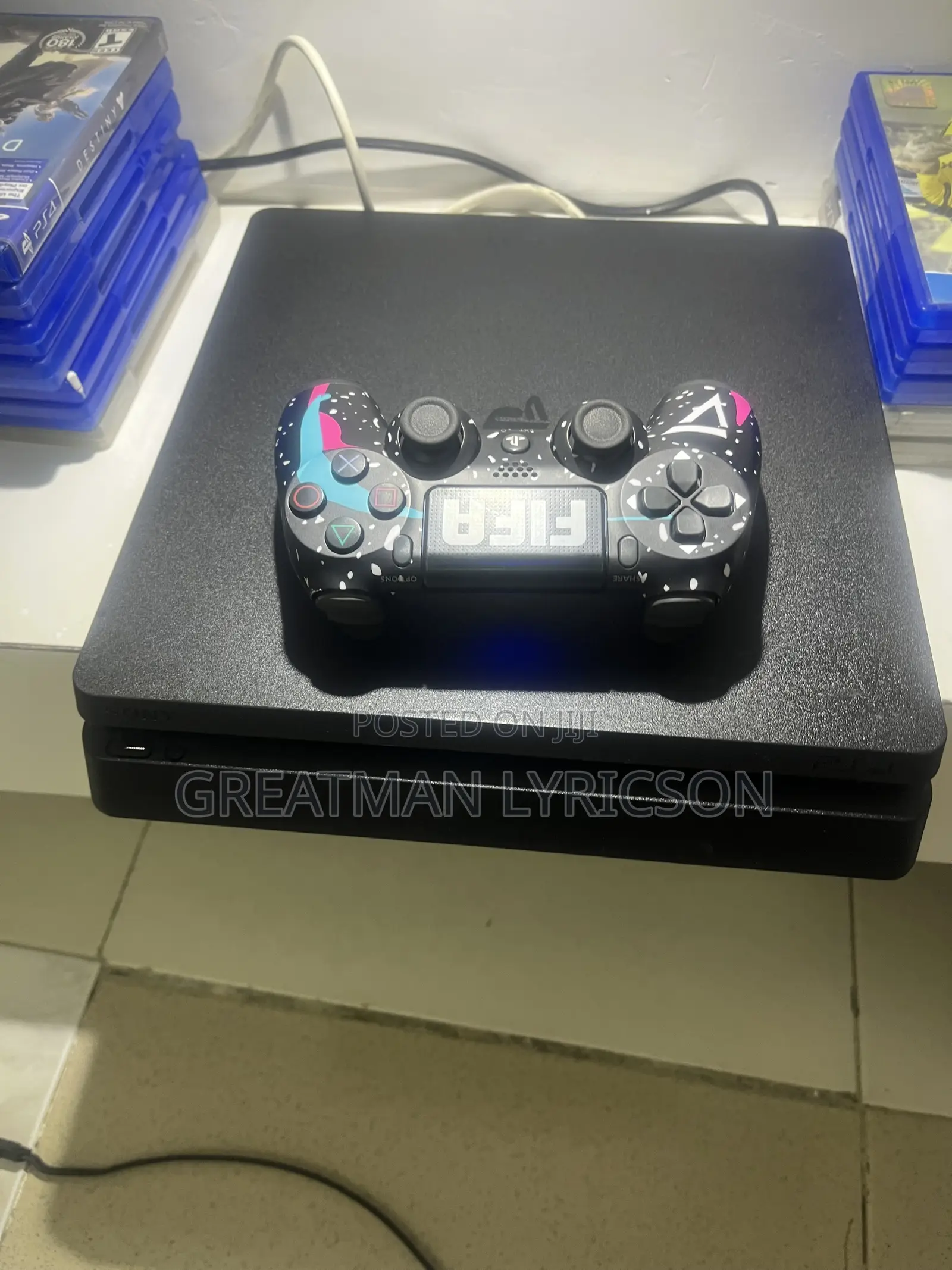 PlayStation 4 Slim Jailbreak.