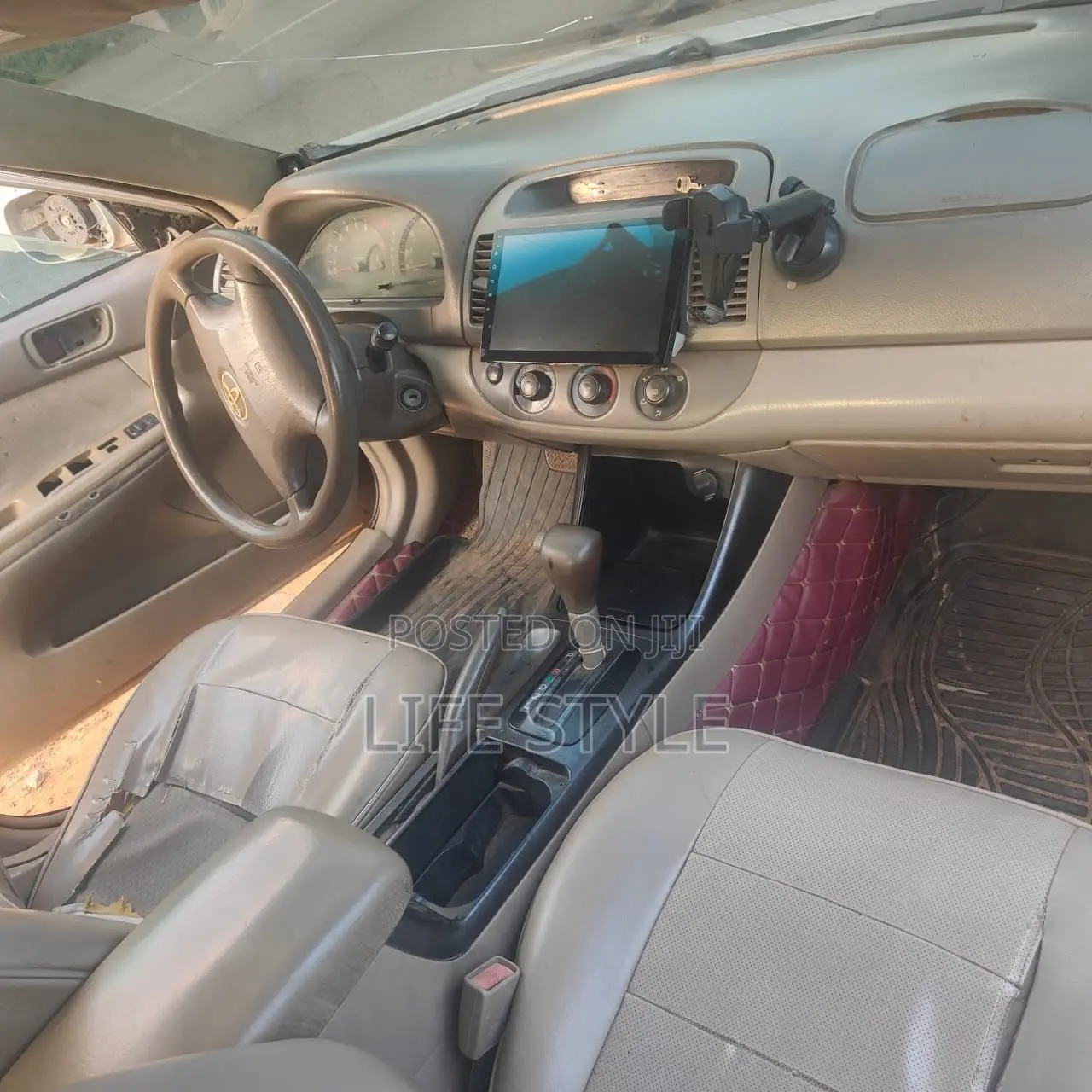 Toyota Camry 2005 Gold