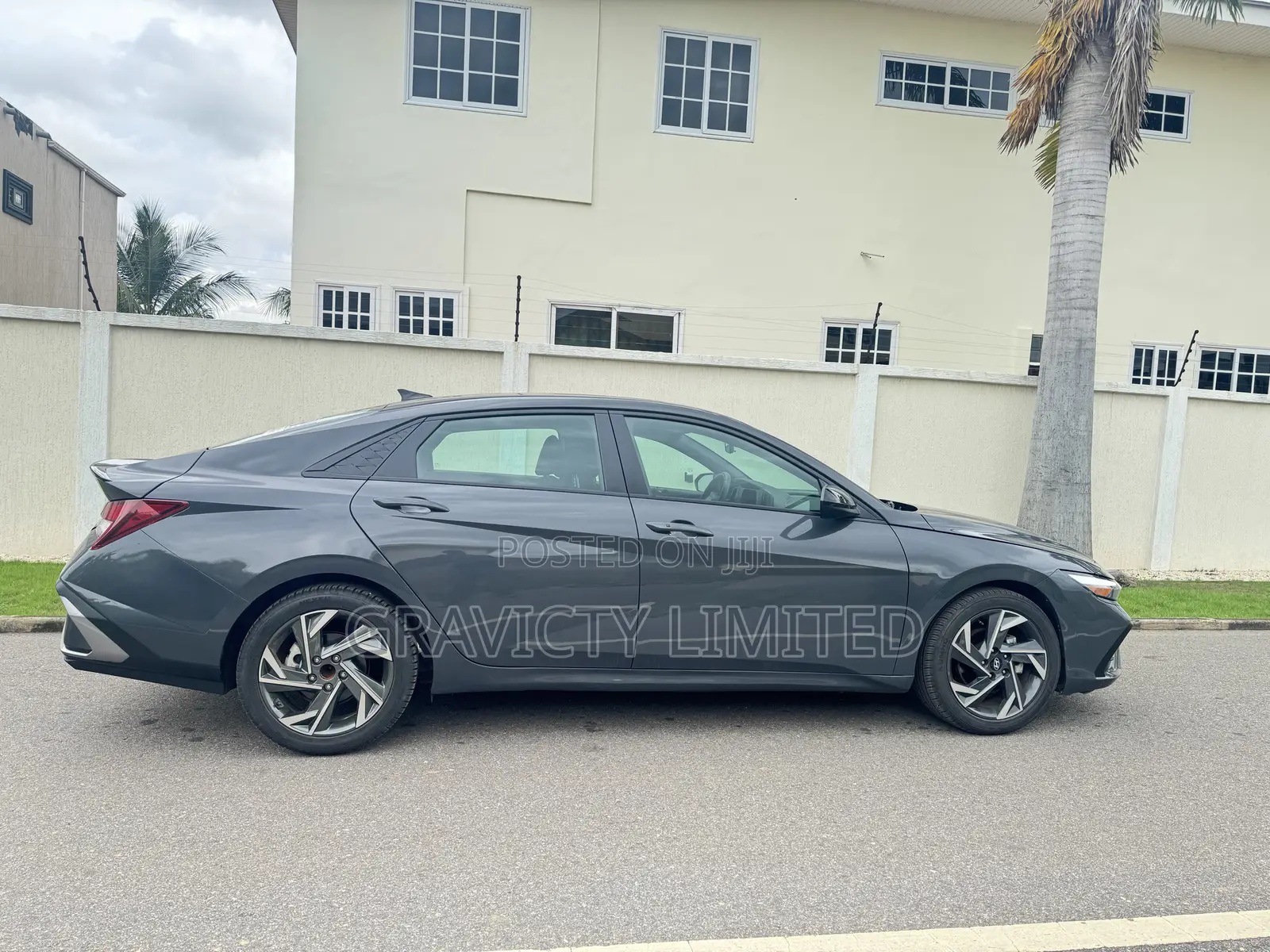 Hyundai Elantra SEL Sport IVT 2025 Gray