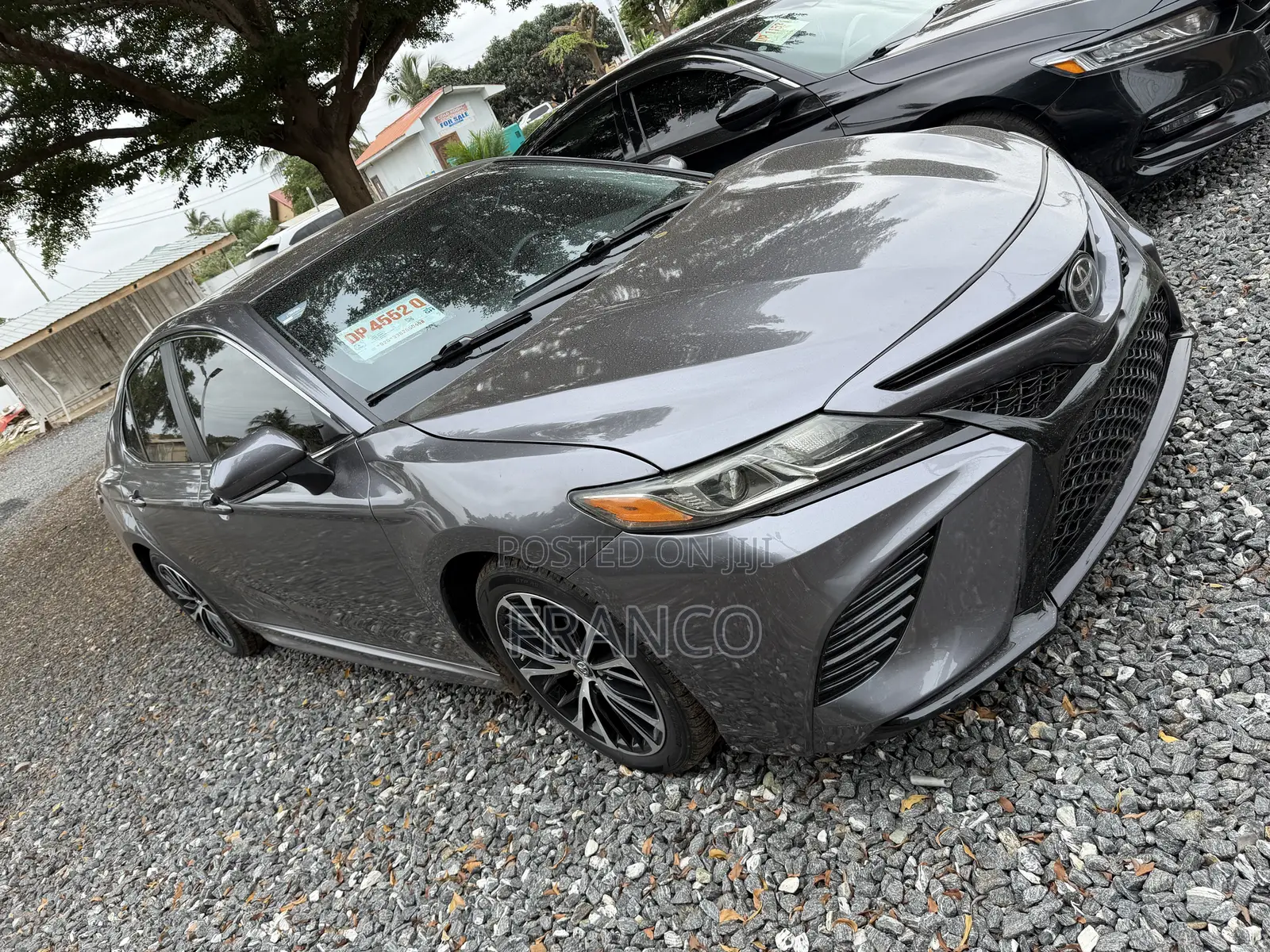 Toyota Camry SE 2021 Gray