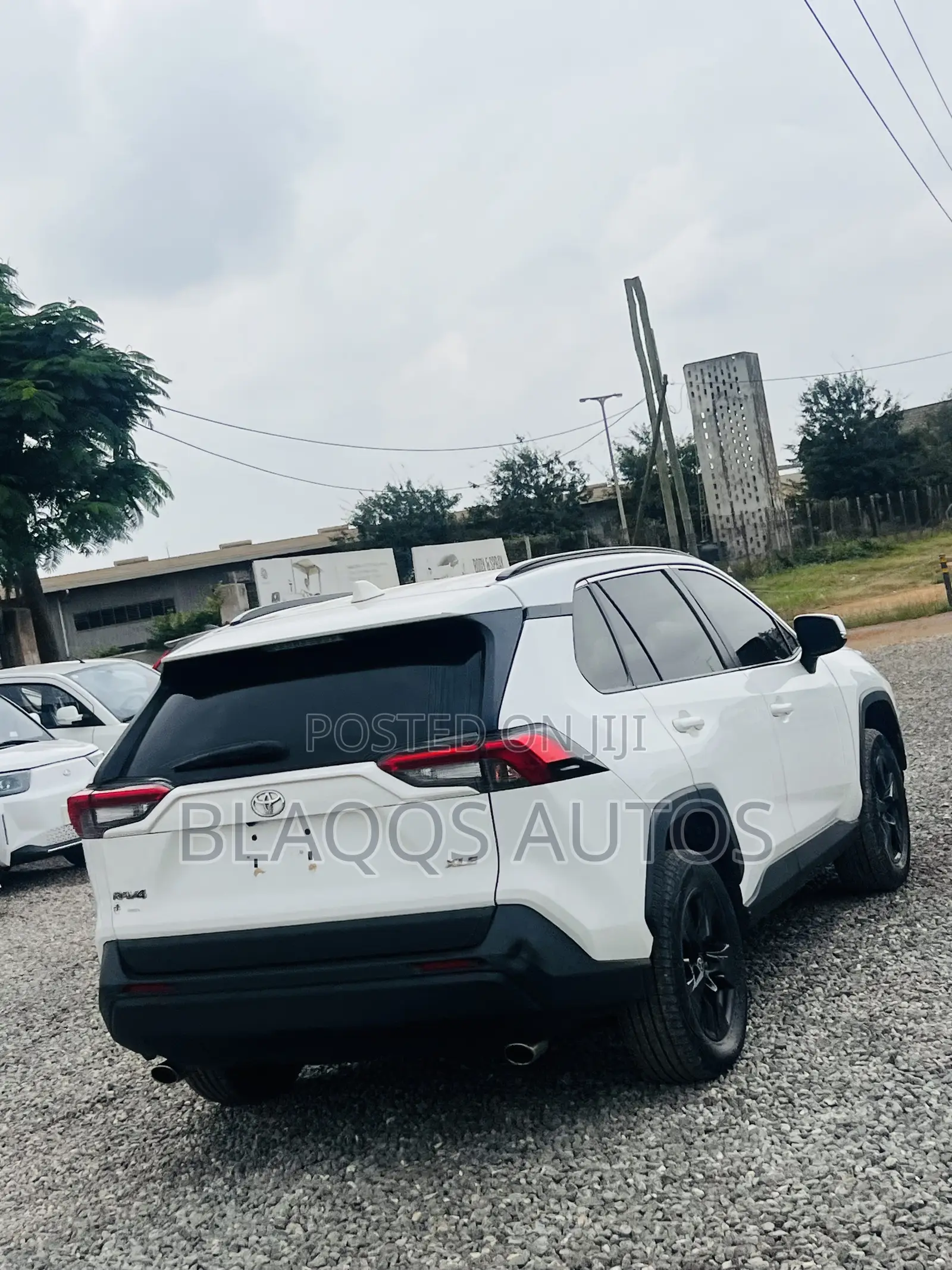 Toyota RAV4 2023 White