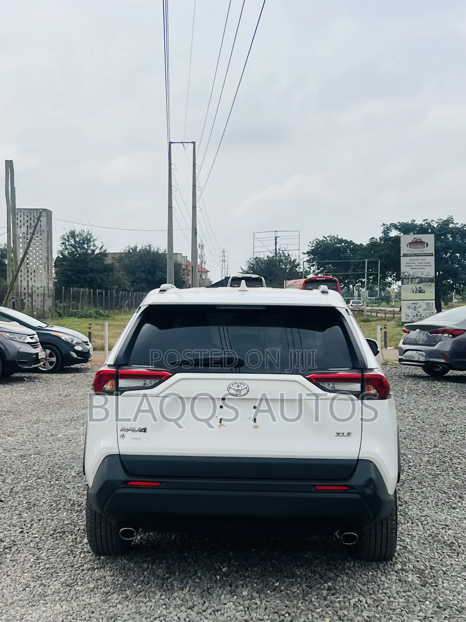 Toyota RAV4 2023 White