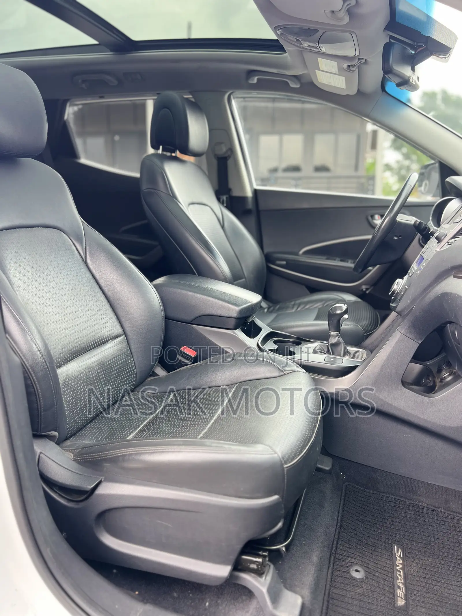 Hyundai Santa Fe 2015 White