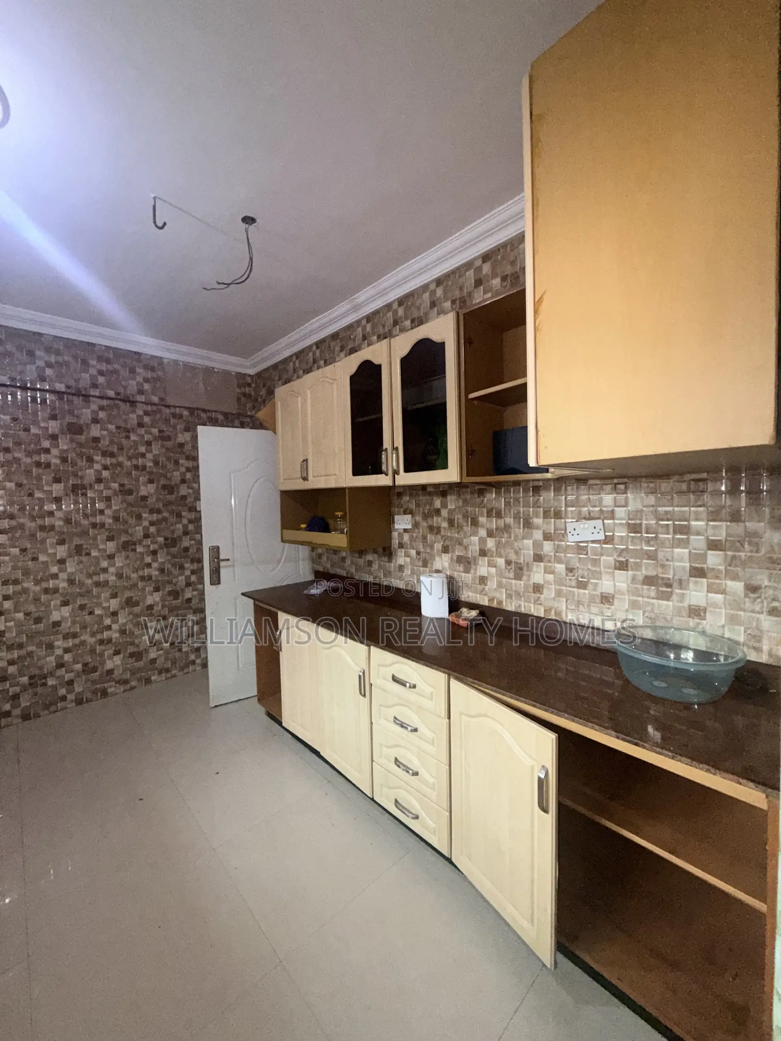 1bdrm Apartment in Spintex Main Road for rent