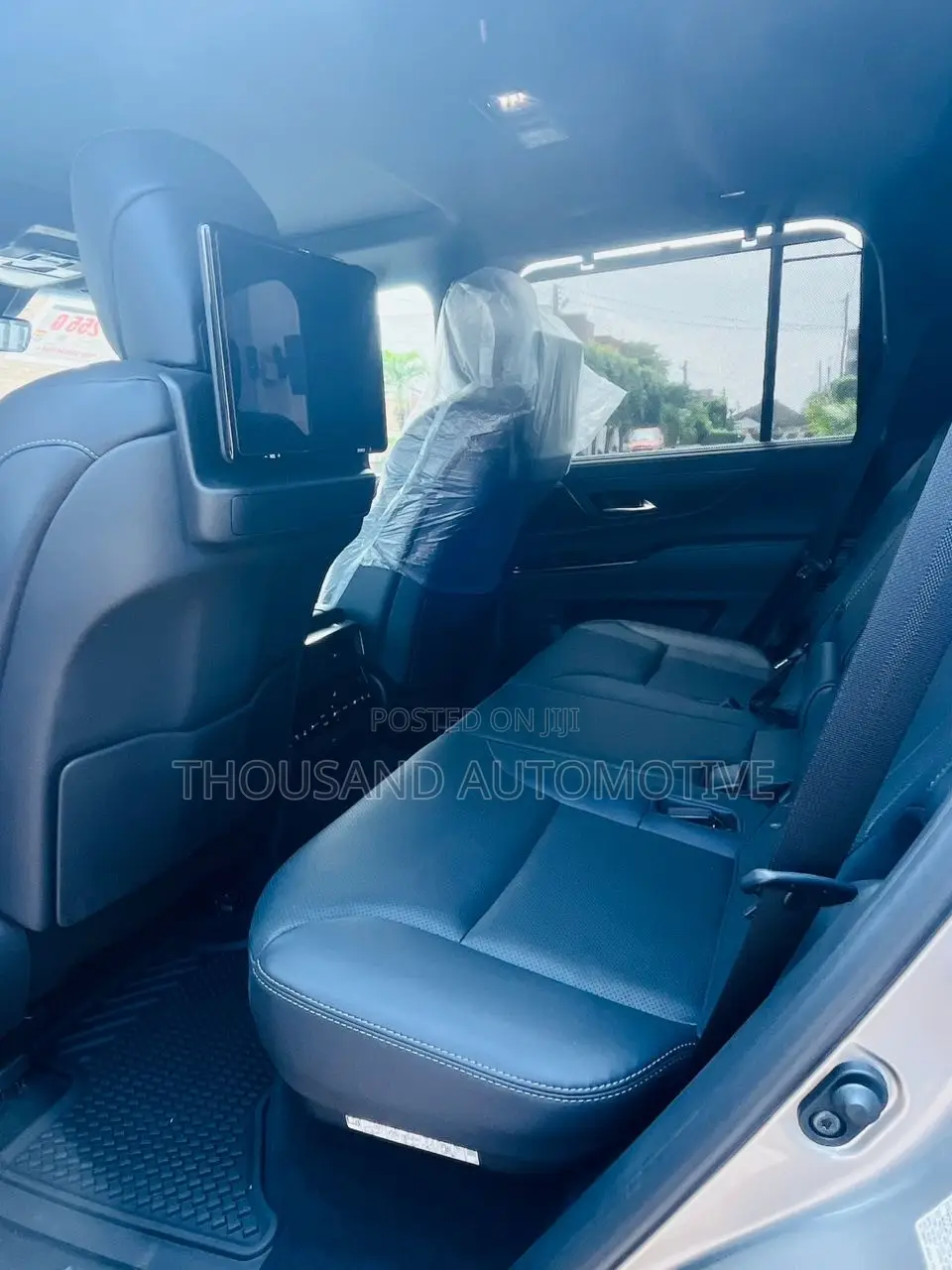 Lexus LX 700h 2025 Burgundy