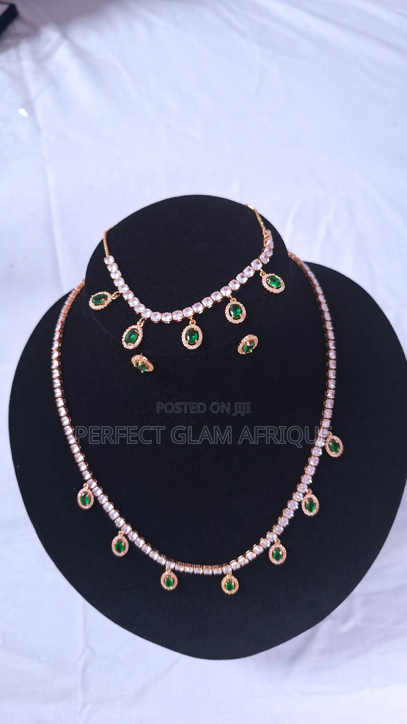 Necklace - Bracelet - Earring Jewelry Set