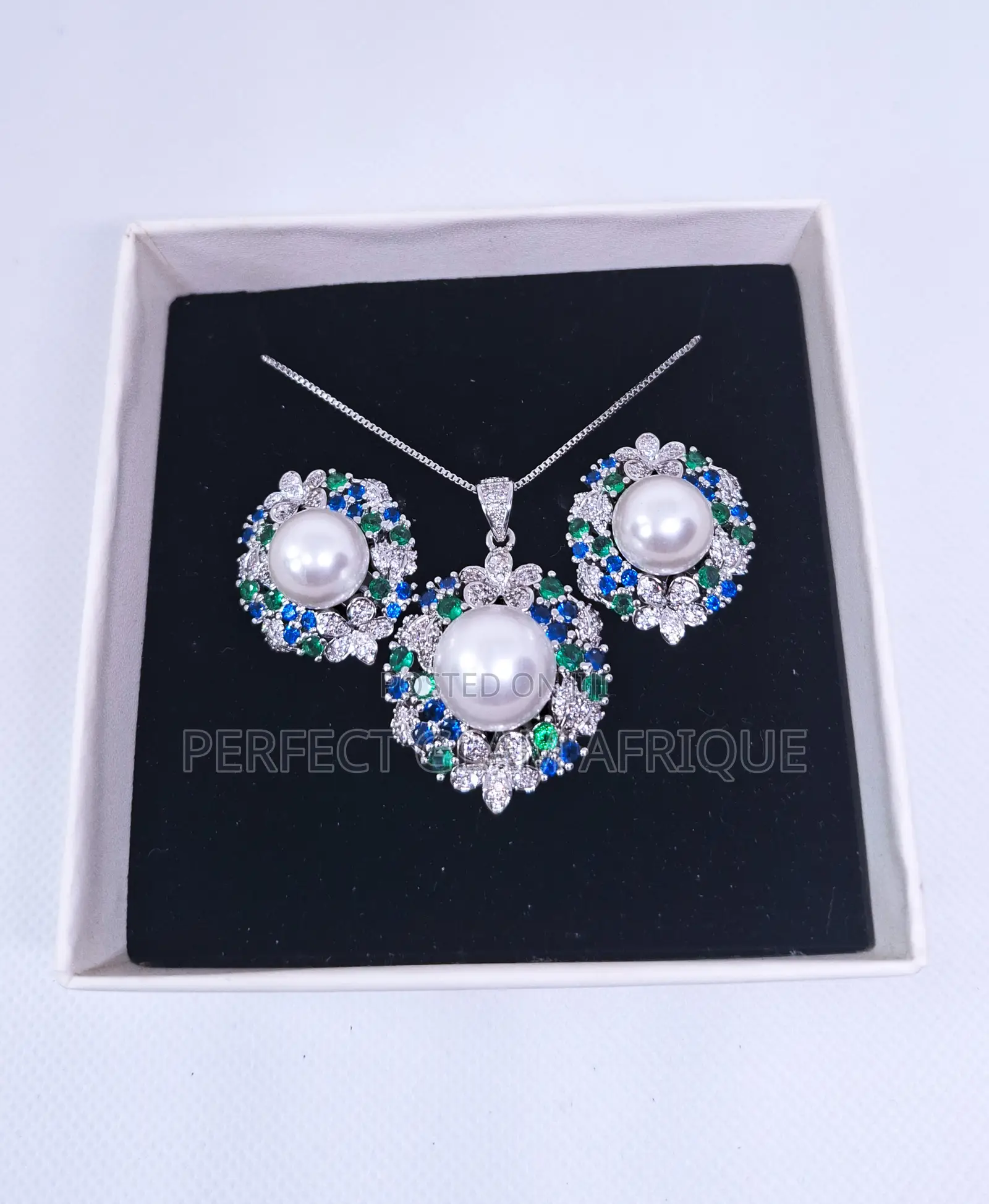 Zirconia Rounded Pearl Necklace and Earring Set