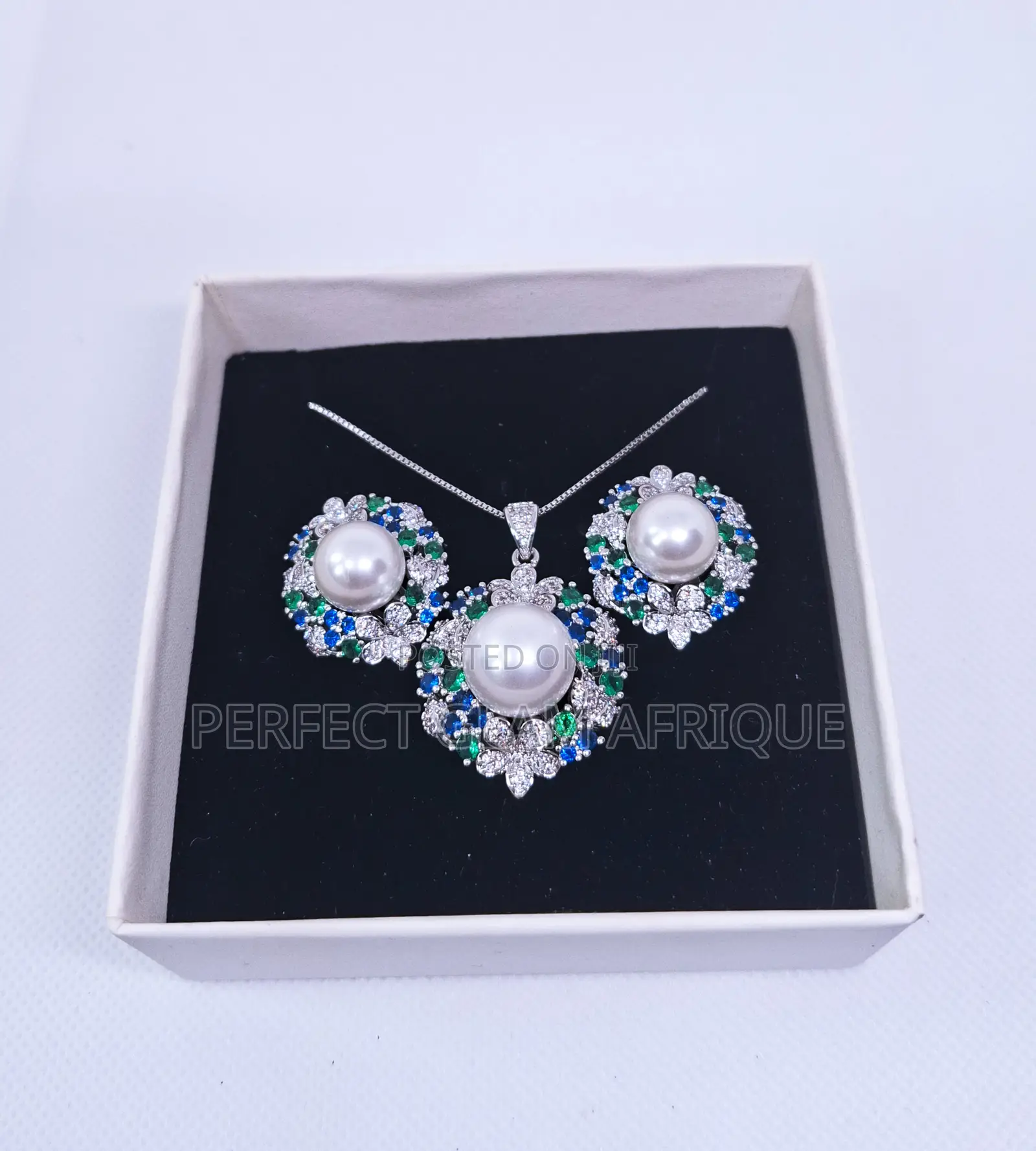 Zirconia Rounded Pearl Necklace and Earring Set