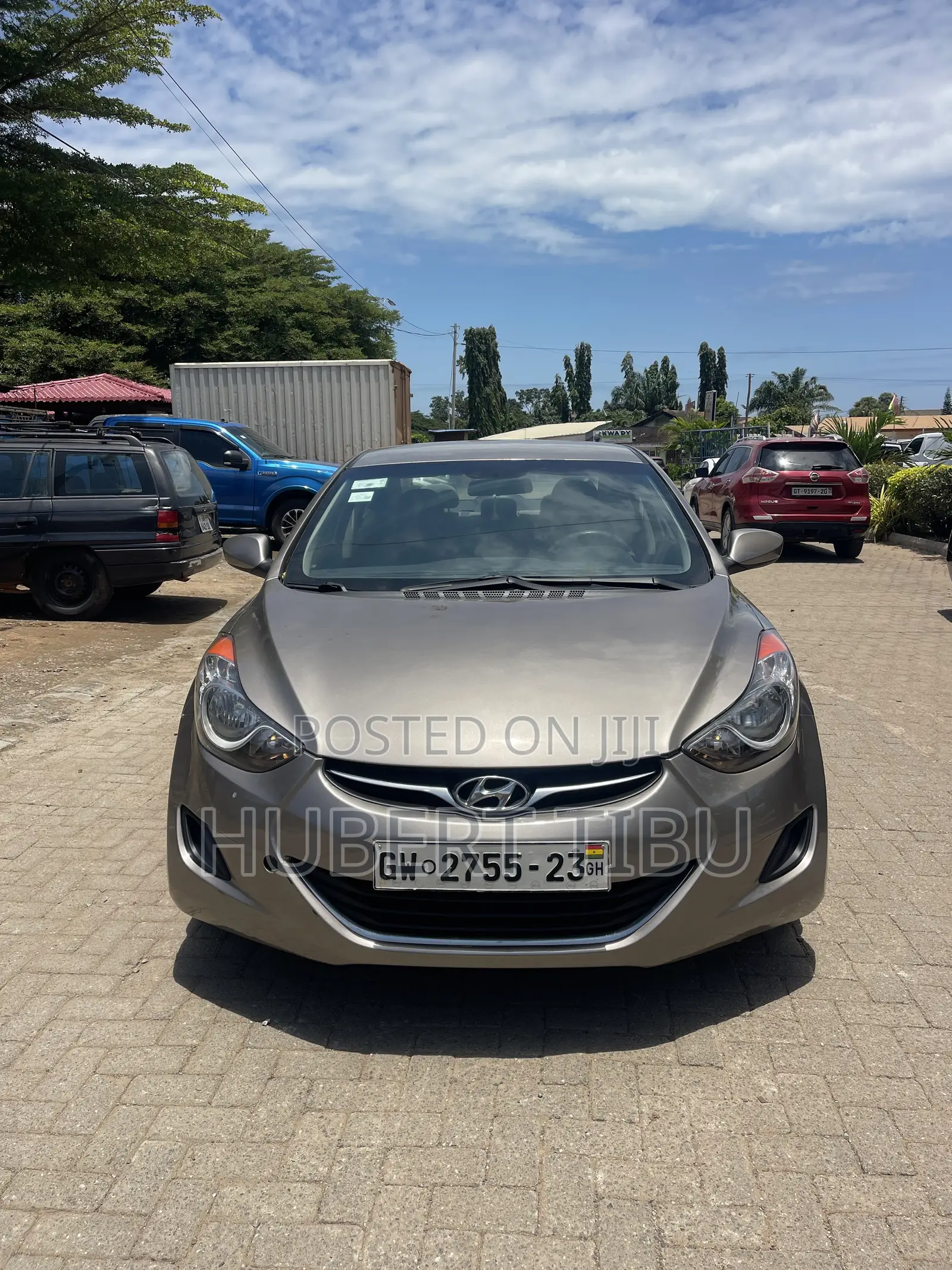 Hyundai Elantra 2012 Brown