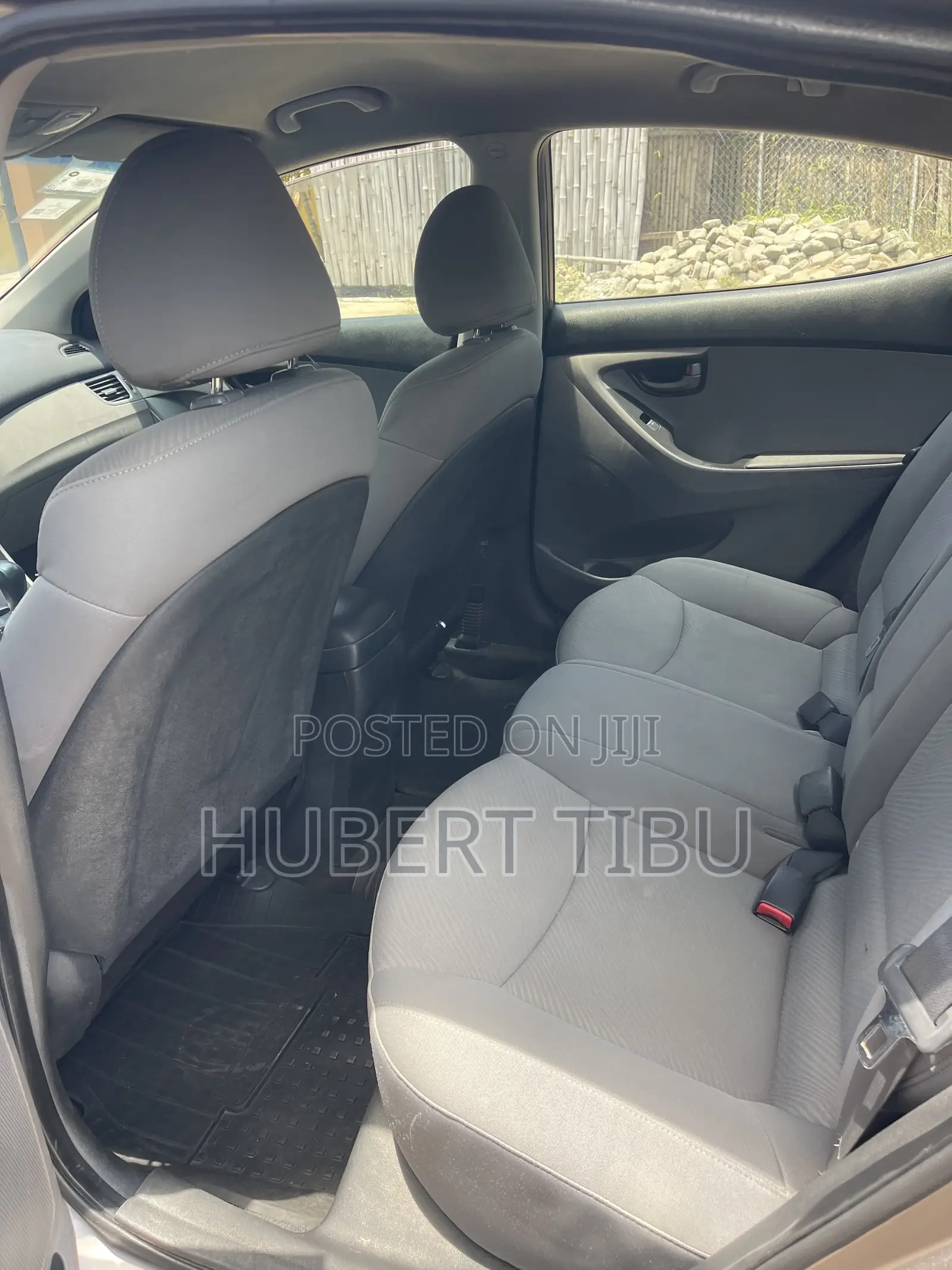 Hyundai Elantra 2012 Brown