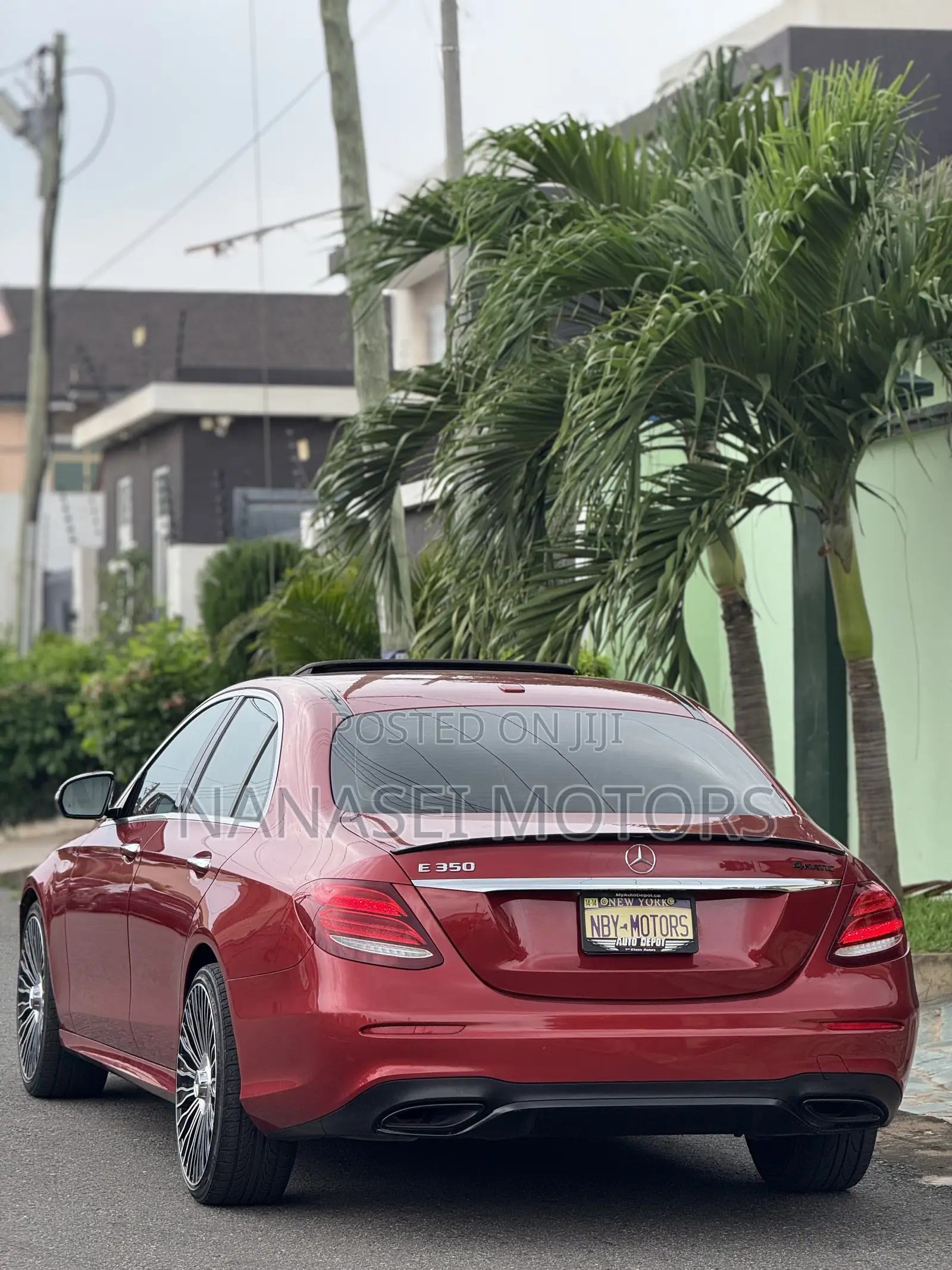 Mercedes-Benz E350 2020 Red
