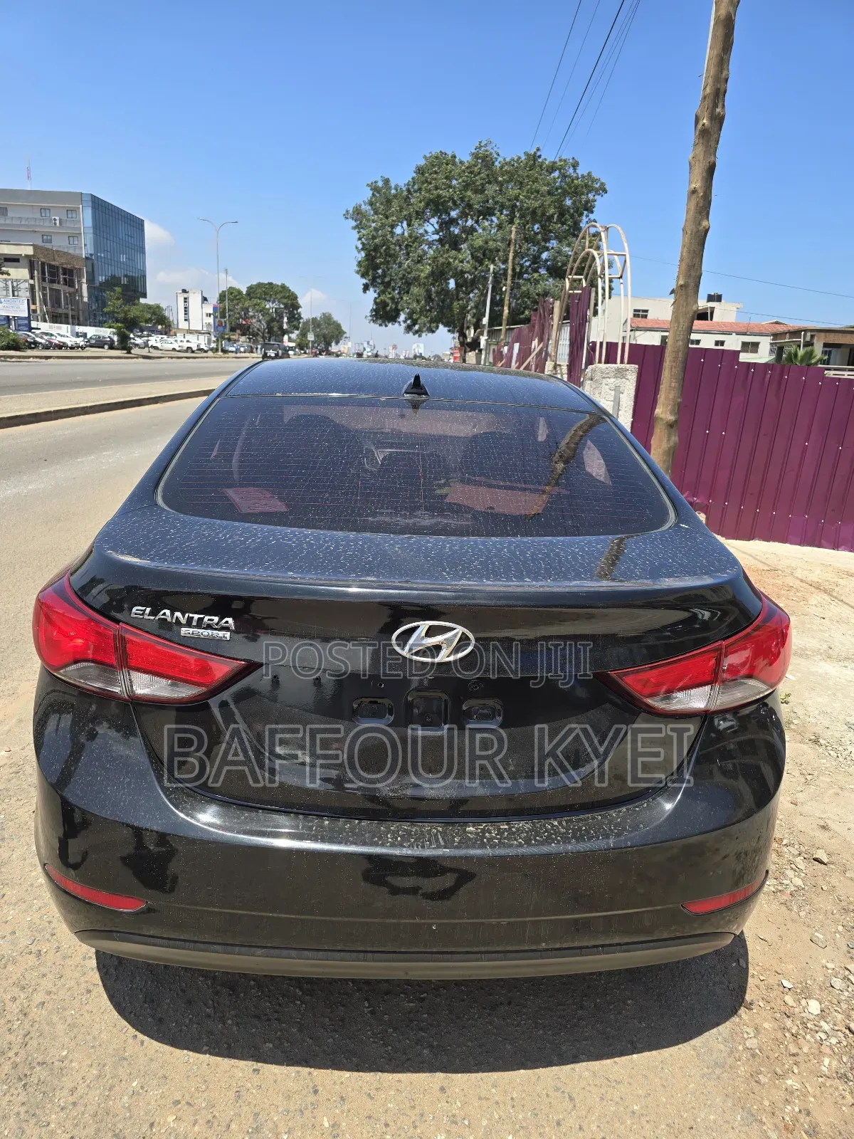 Hyundai Elantra Limited Sedan FWD (1.8L 4cyl 6A) 2016 Black