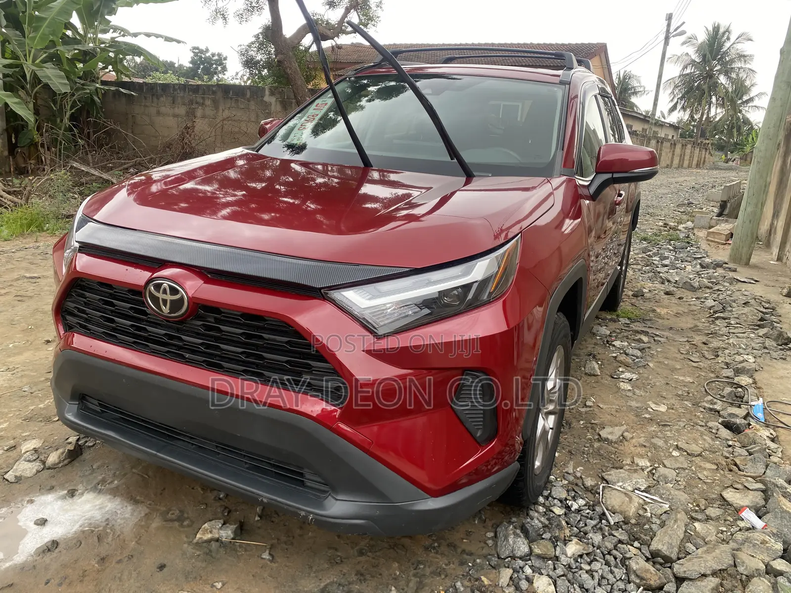 New Toyota RAV4 XLE AWD 2023 Red