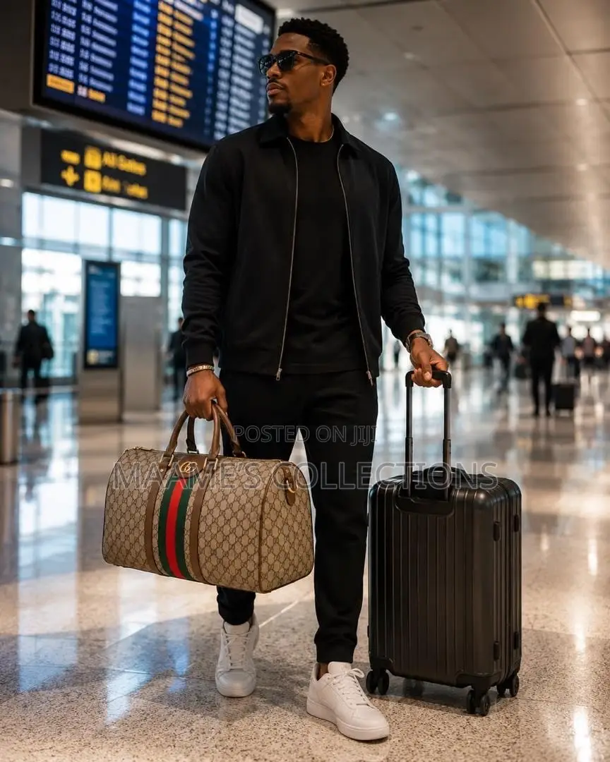 Gucci GG Supreme Canvas Duffle Travel Bag ( Big ₵ 580, Small ₵ 450)