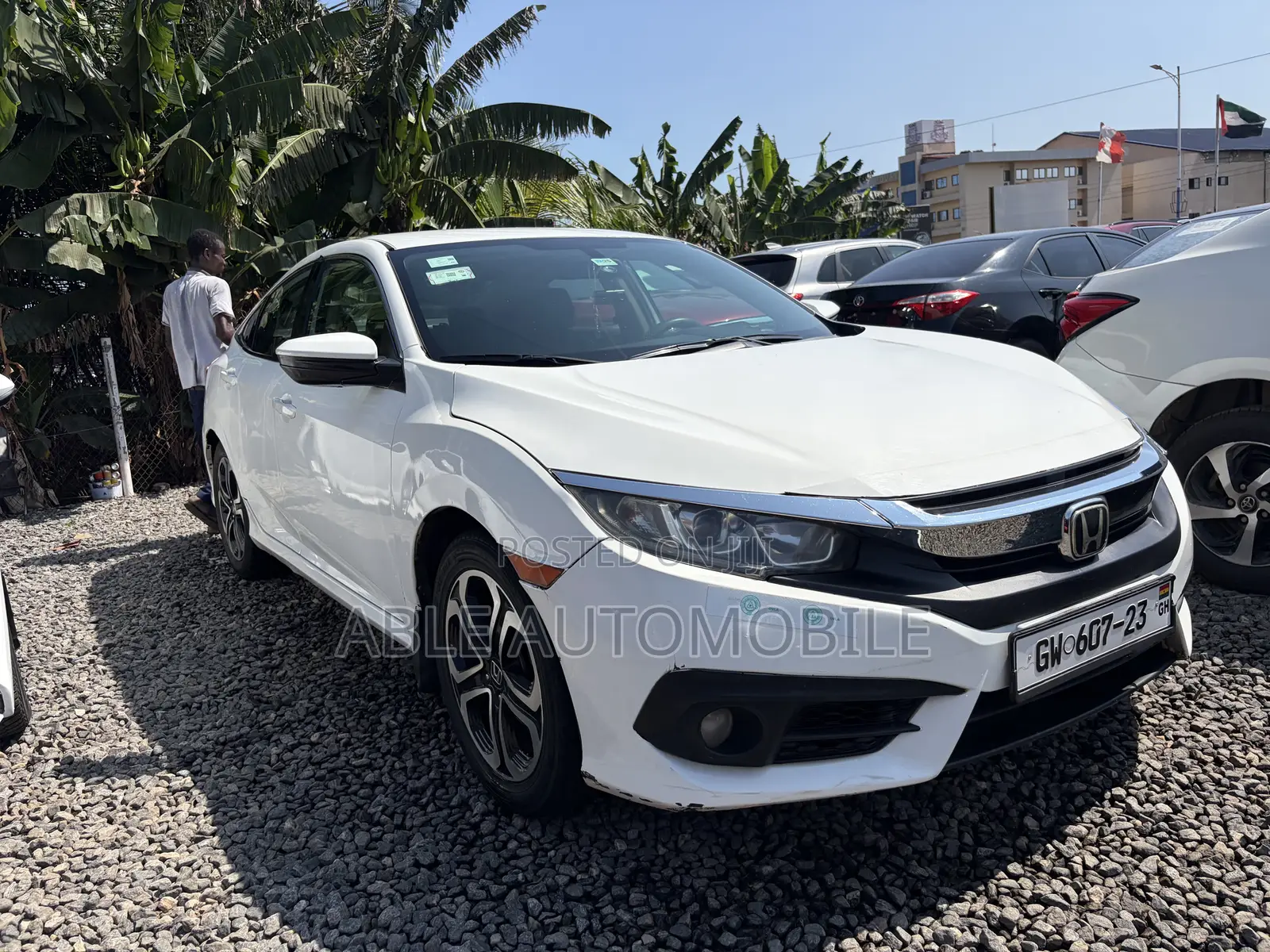 Honda Civic LX 4dr Sedan (2.0L 4cyl) 2016 White