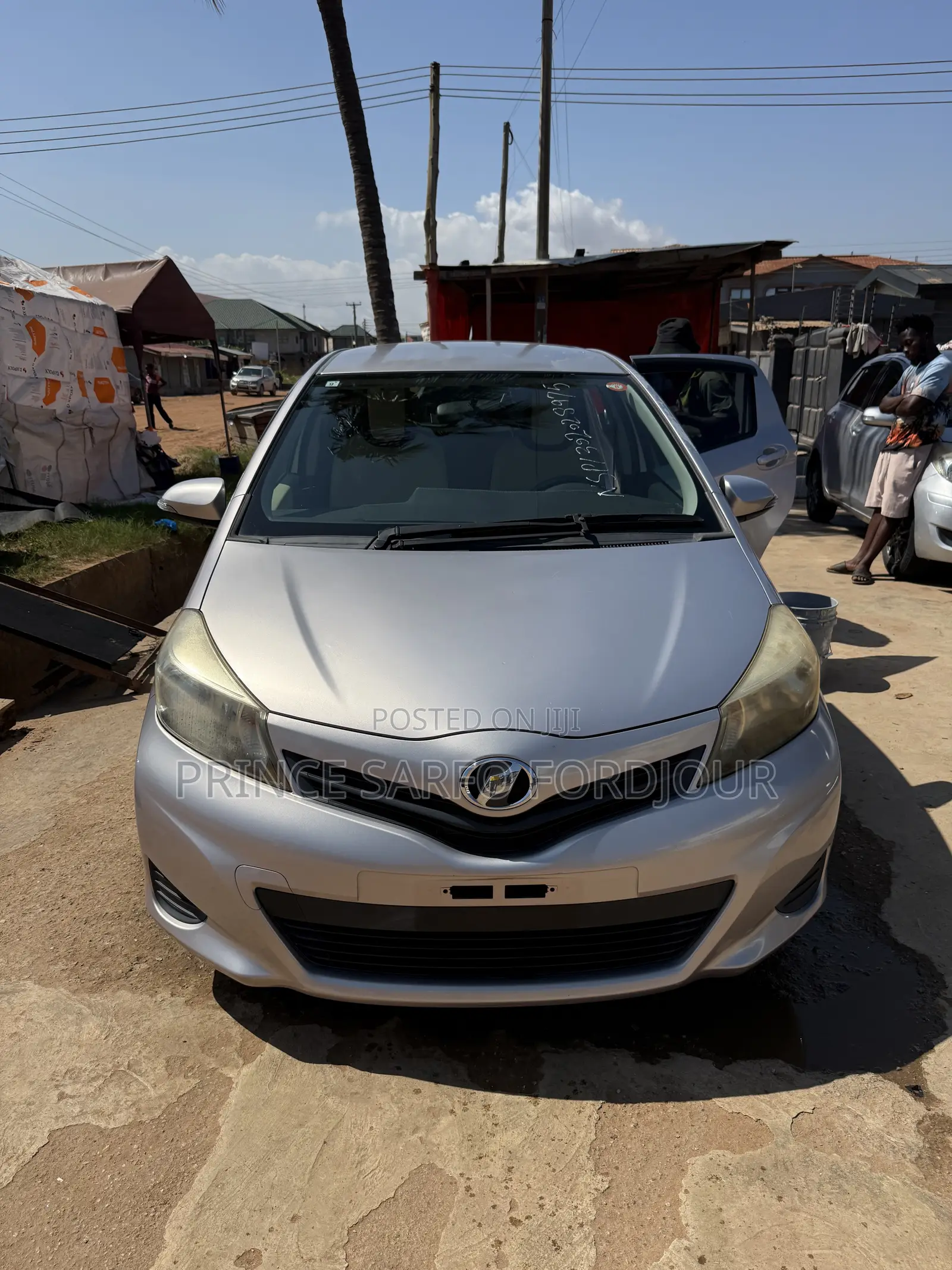 Toyota Vitz 2013 Gray