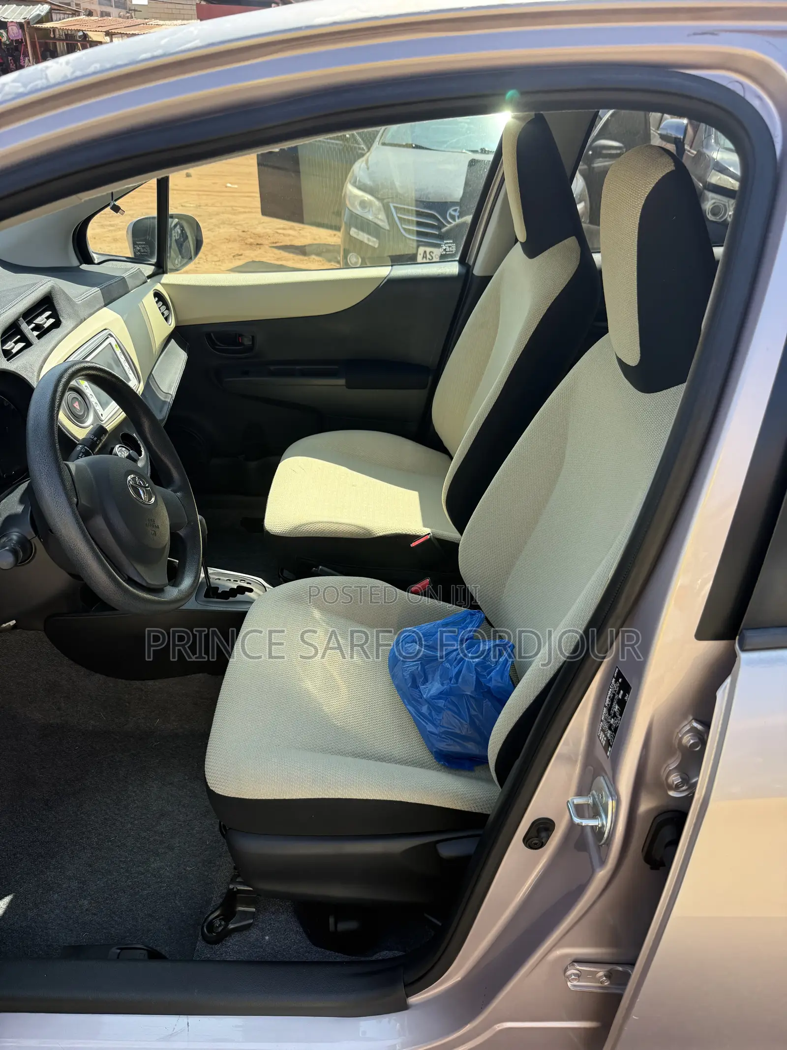 Toyota Vitz 2013 Gray
