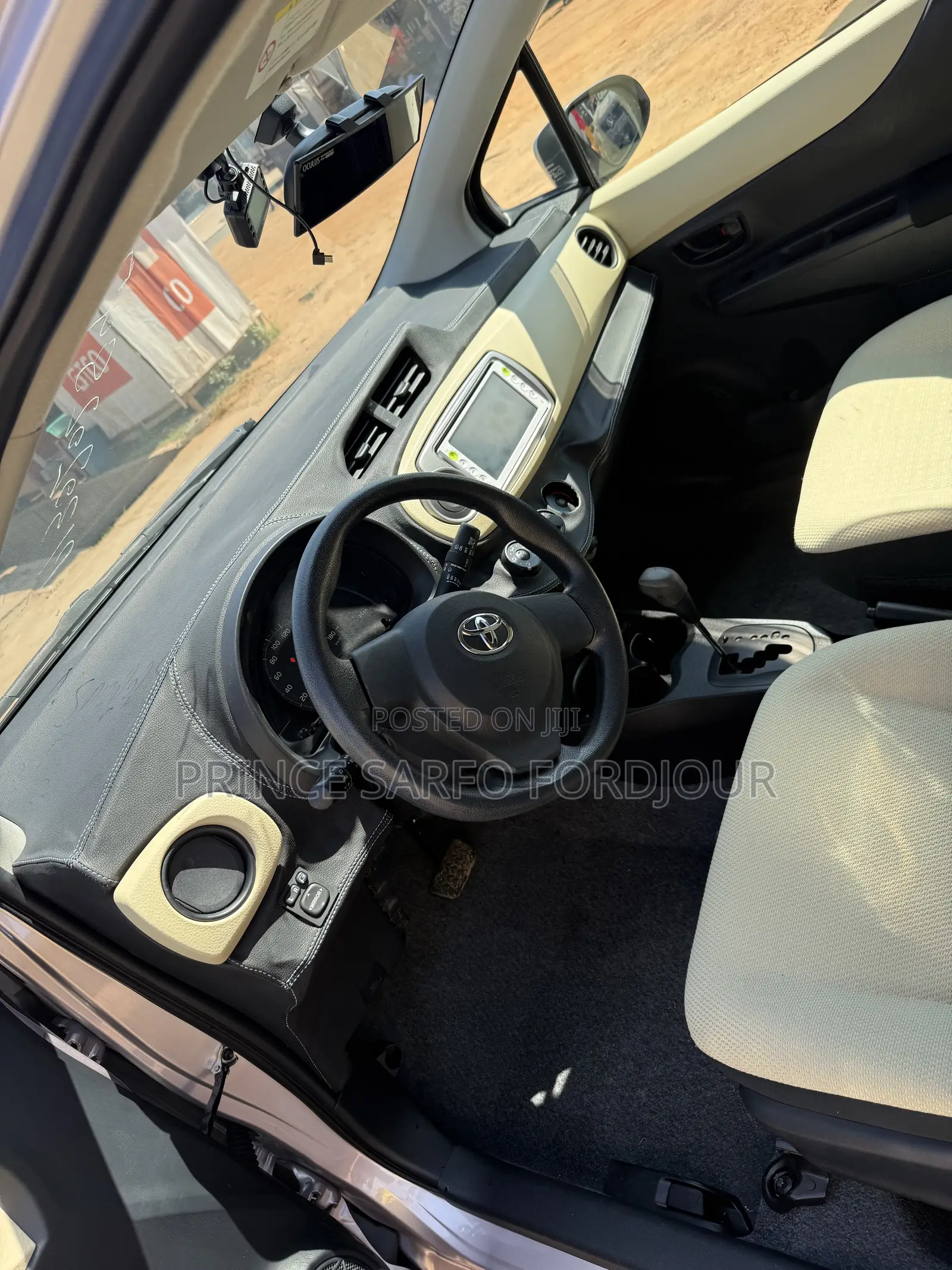 Toyota Vitz 2013 Gray