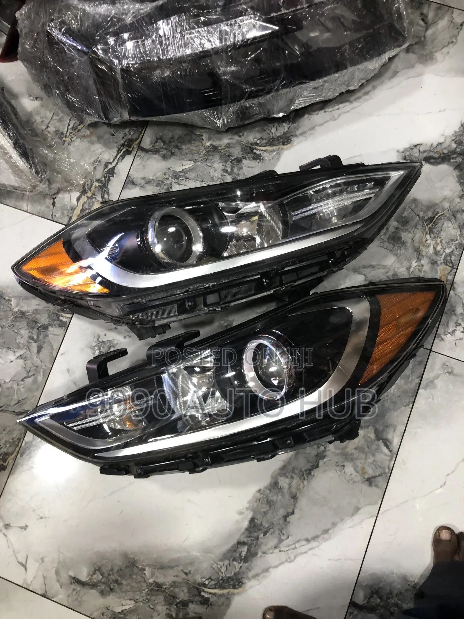 2017 Hyundai Elantra Headlight