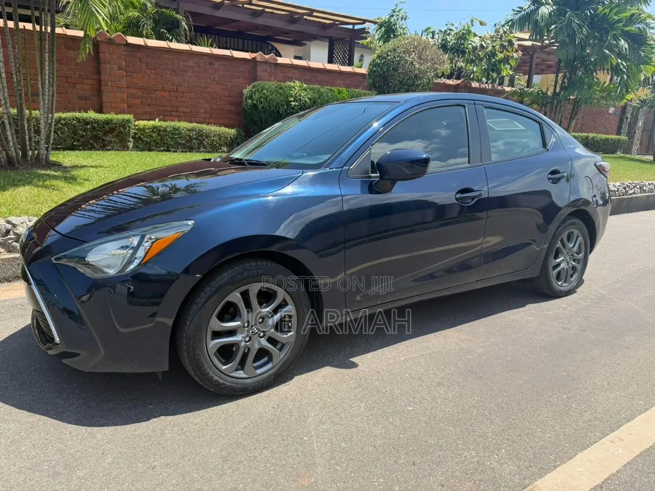 Toyota Yaris iA 1.5 FWD 2017 Blue