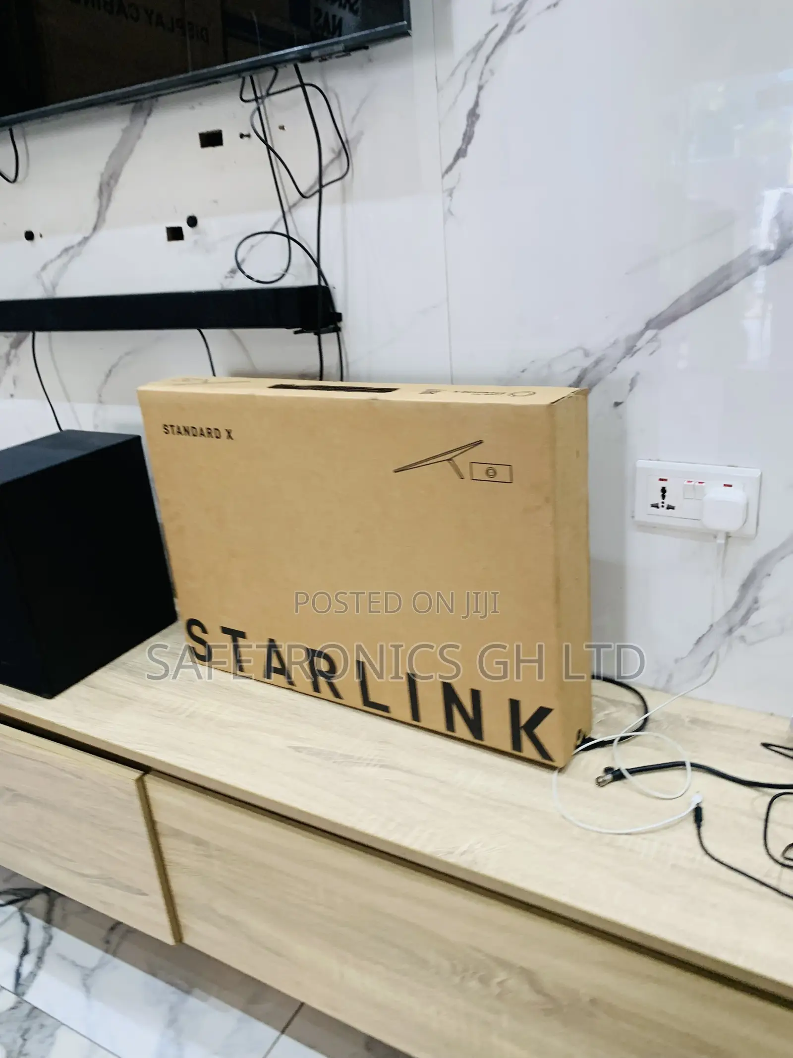 New Design Starlink Standard White and Black