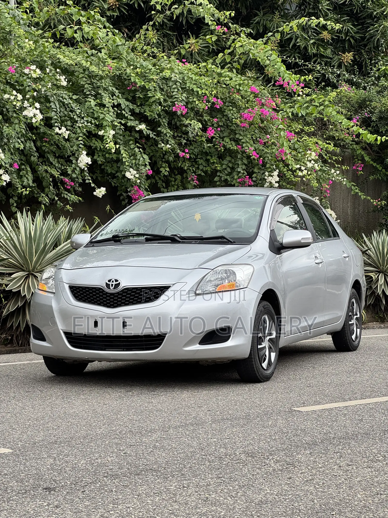 Toyota Belta 2012 Gray