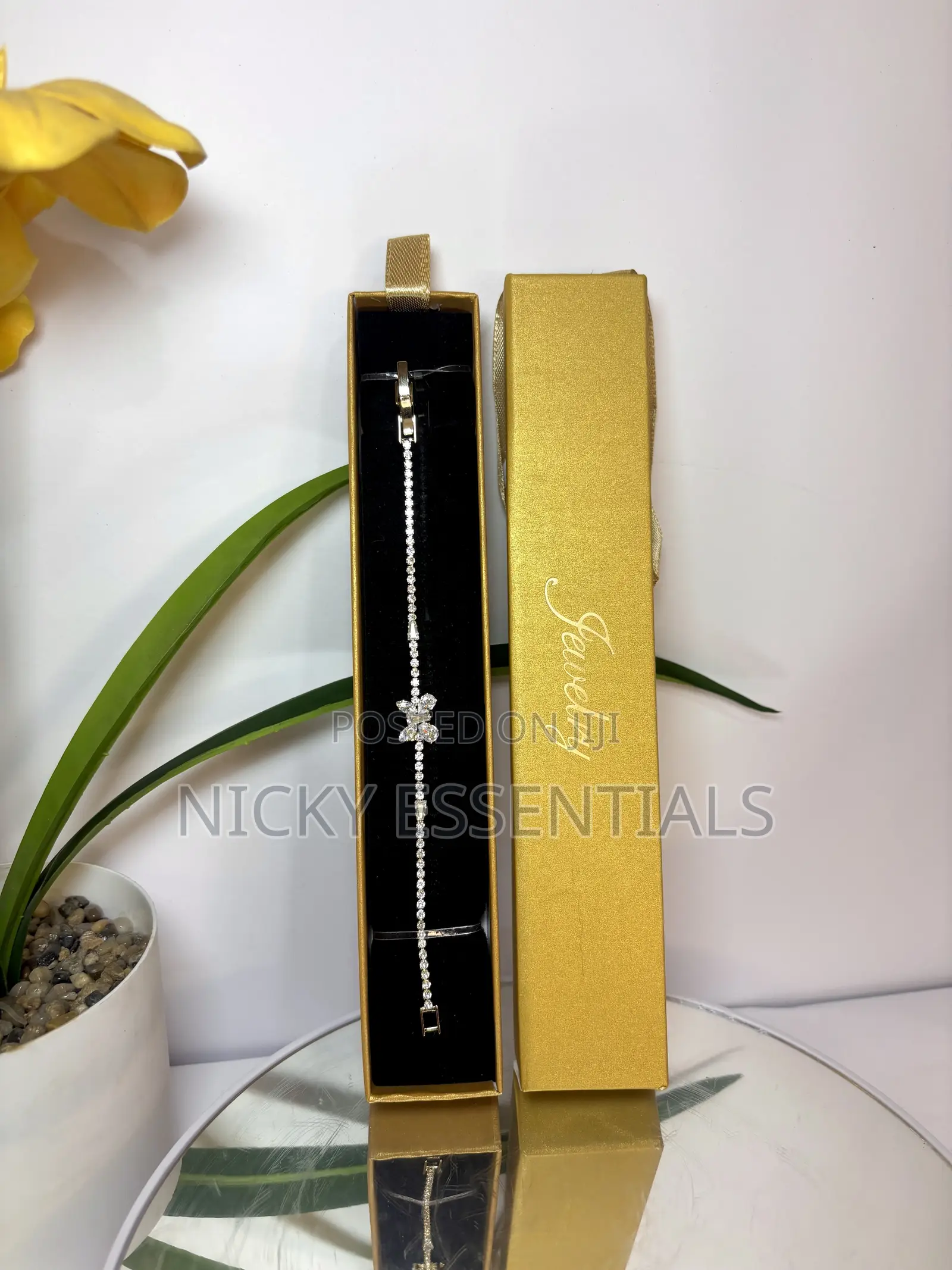 Ladies Gold Bracelets
