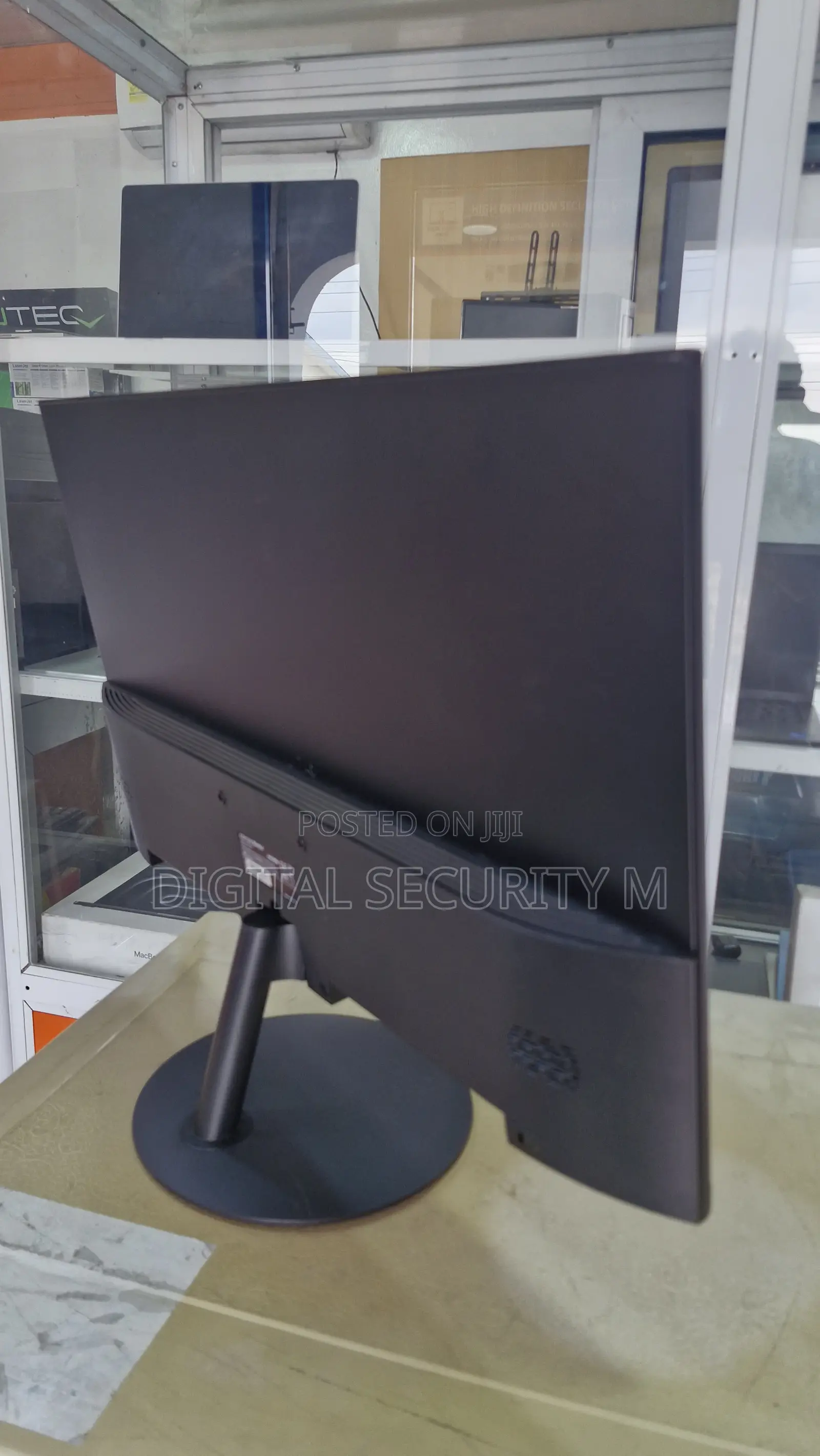CEPTER 27" Monitor
