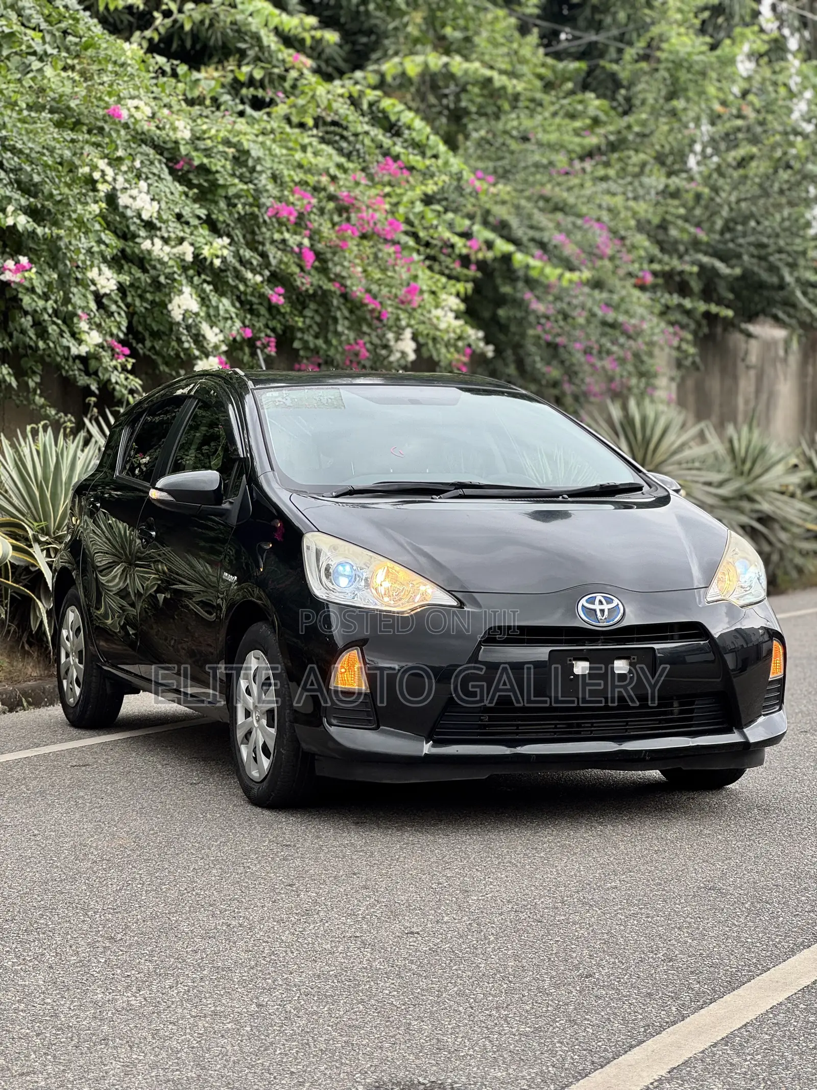 Toyota Aqua 2014 Blue