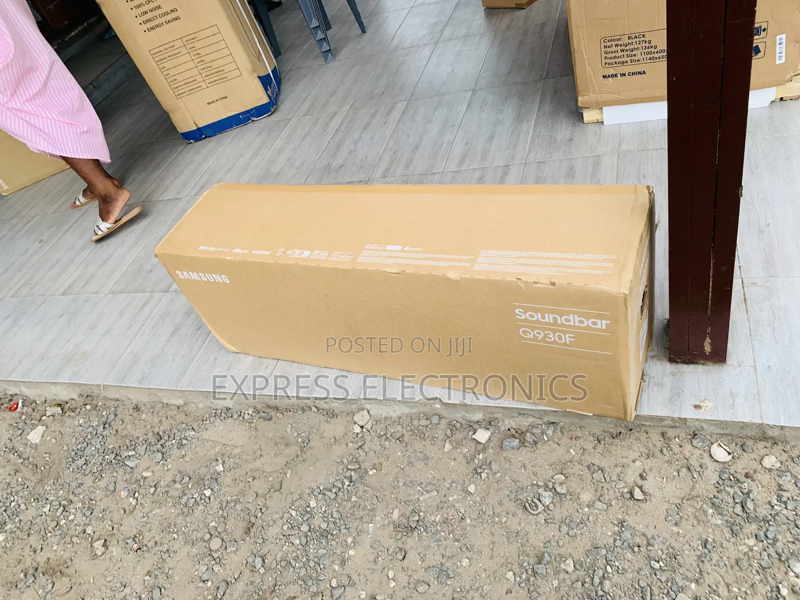 Brand New Q-Series Soundbar HW-Q930F 9.1.4 Ch Subwoofer & Rear Speaker