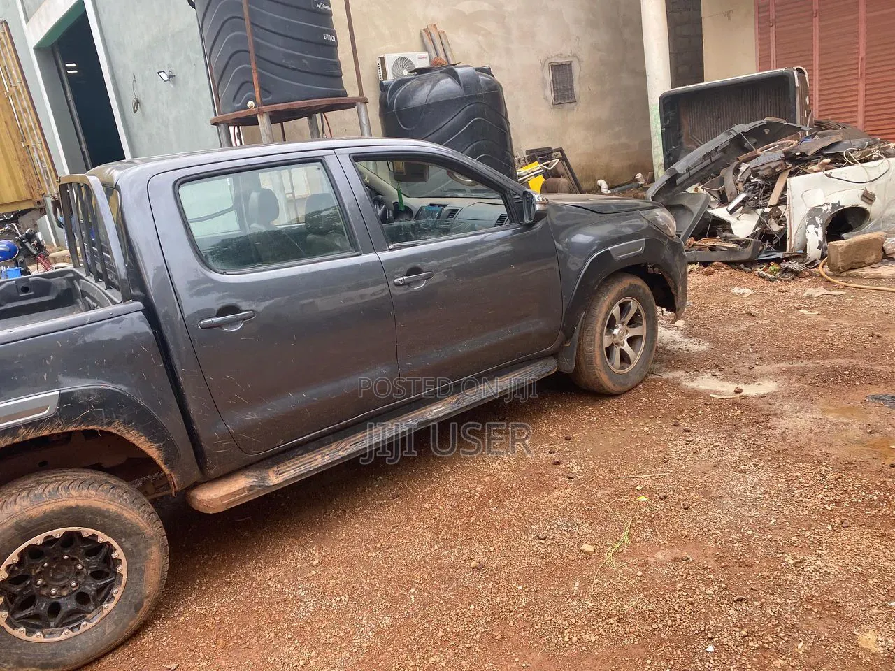 Toyota Hilux 2016 Black