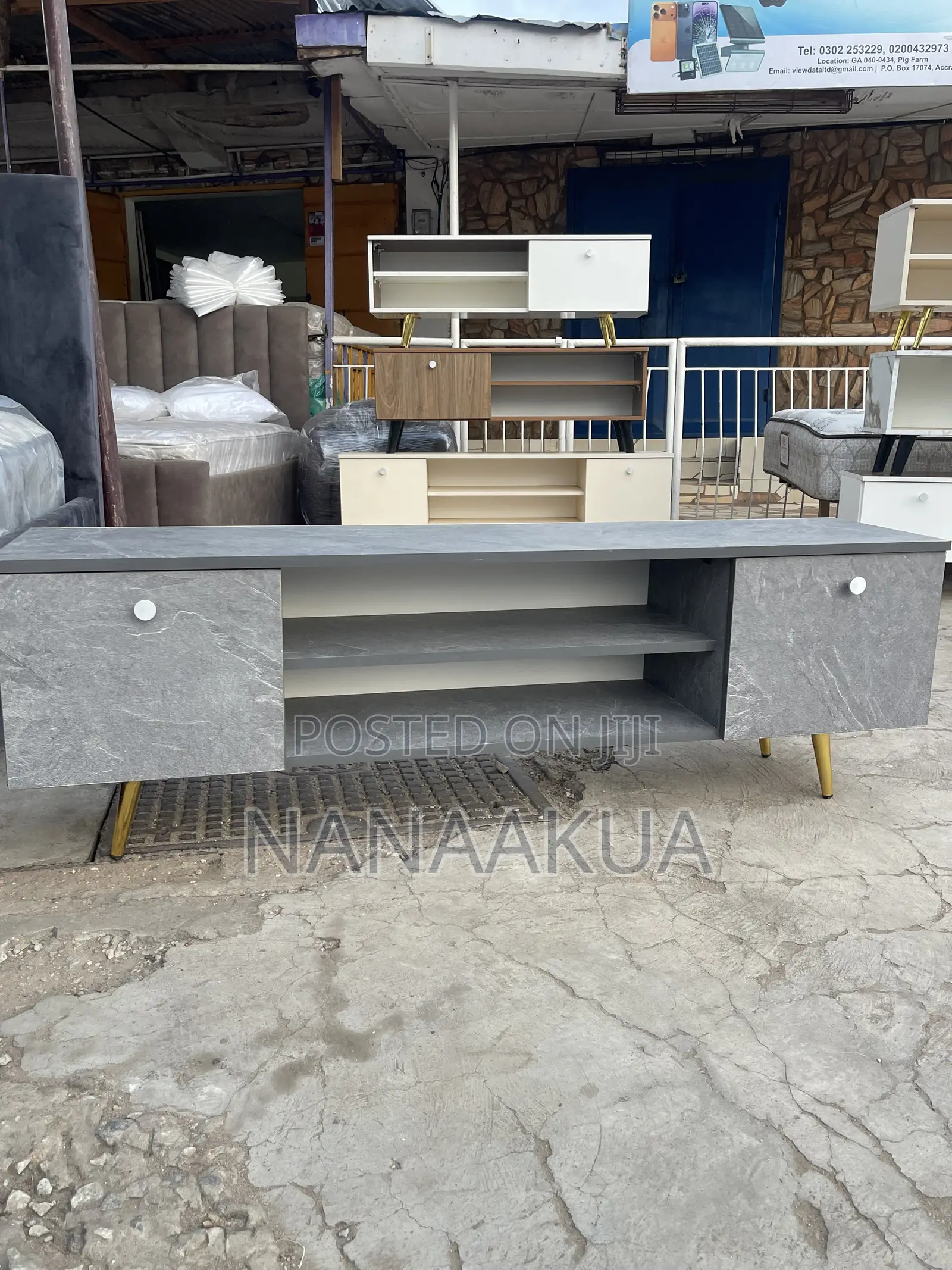 5 Feet TV Stand/Unit