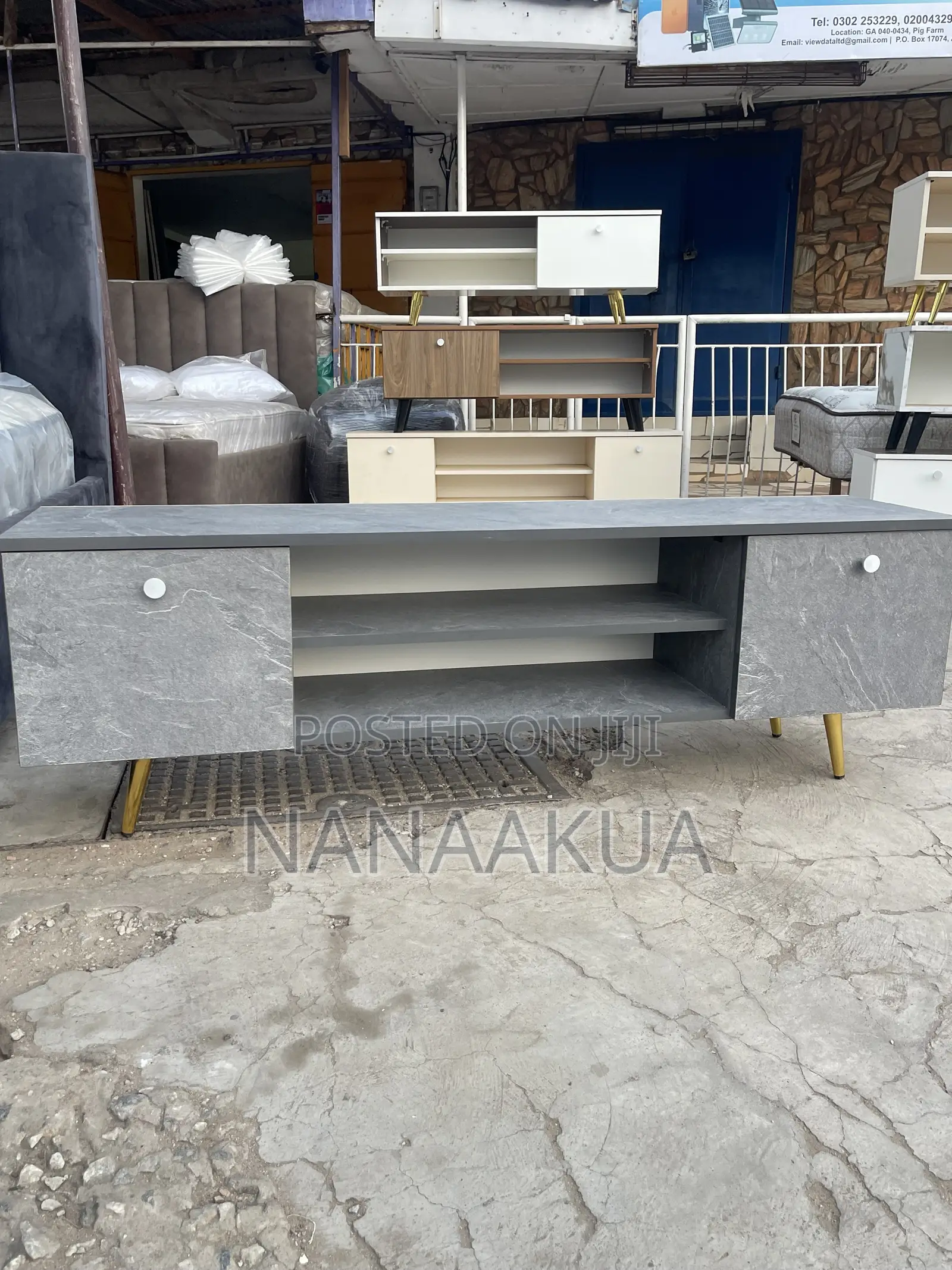 5 Feet TV Stand/Unit