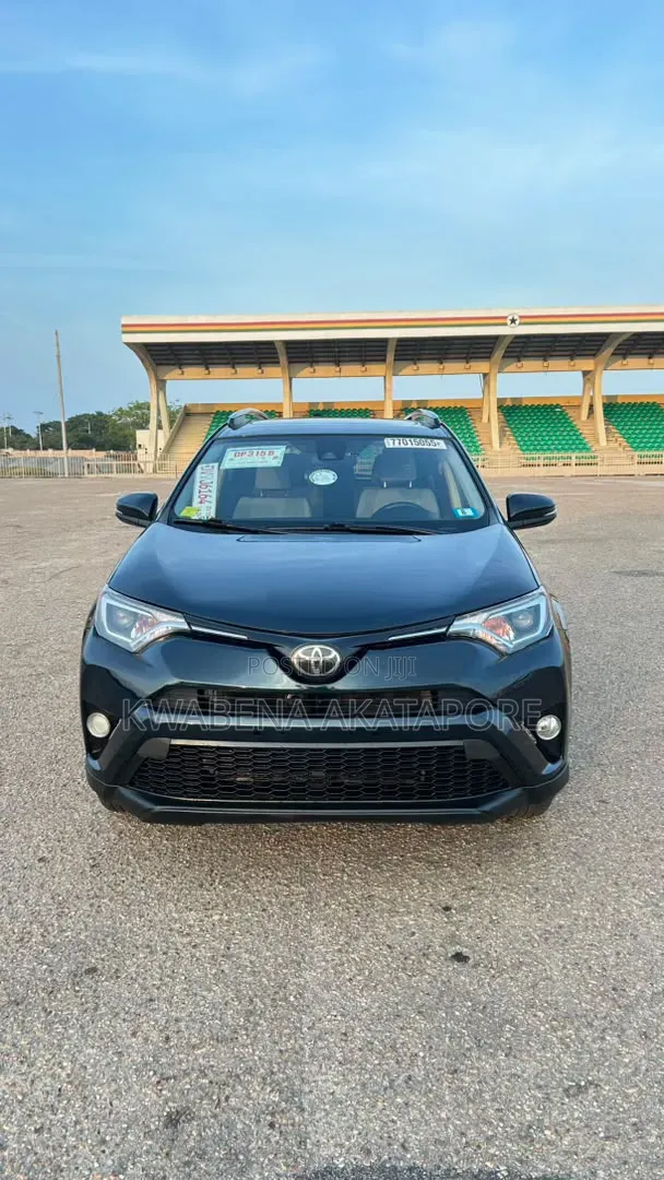 Toyota RAV4 Platinum 4dr SUV AWD (2.5L 4cyl 6A) 2018 Black