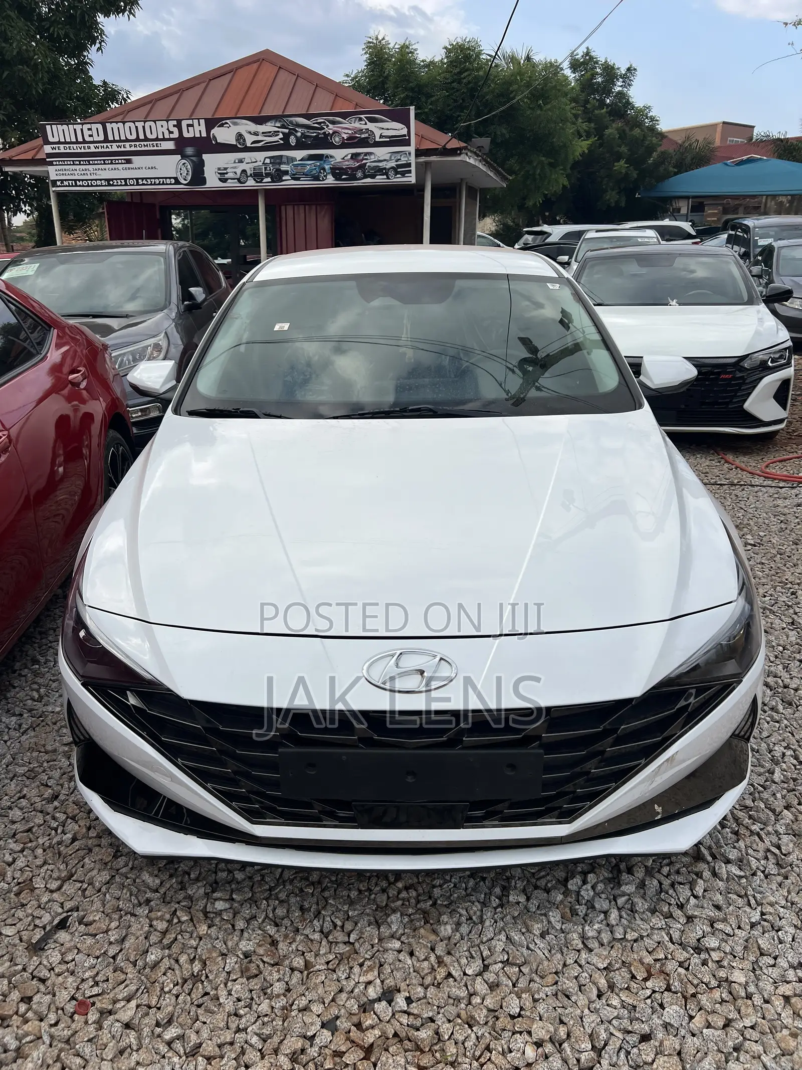 Hyundai Elantra SE 2021 White