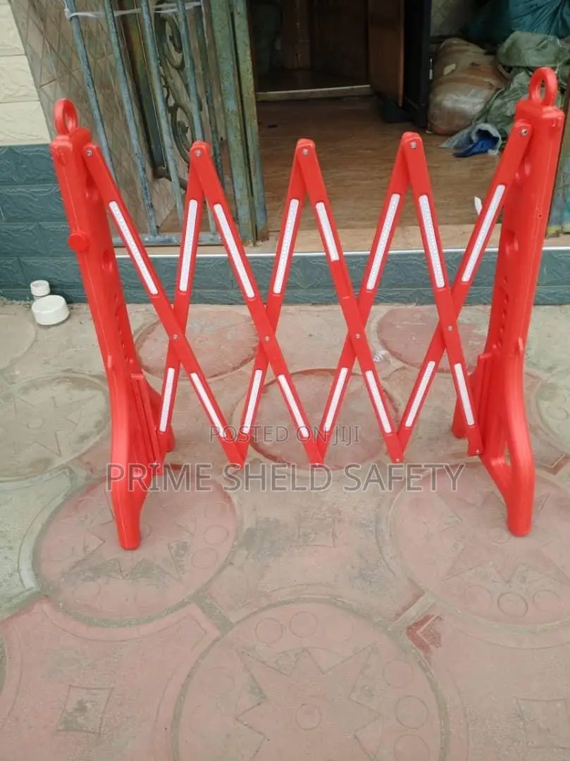 Expandable Safety Barrier – Retractable Crowd Control Barrier