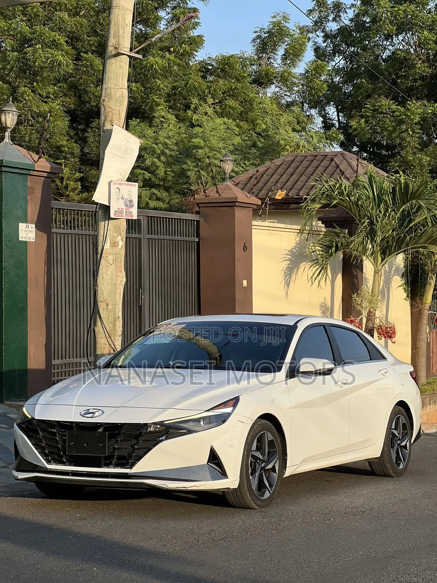 Hyundai Elantra Limited 2023 White