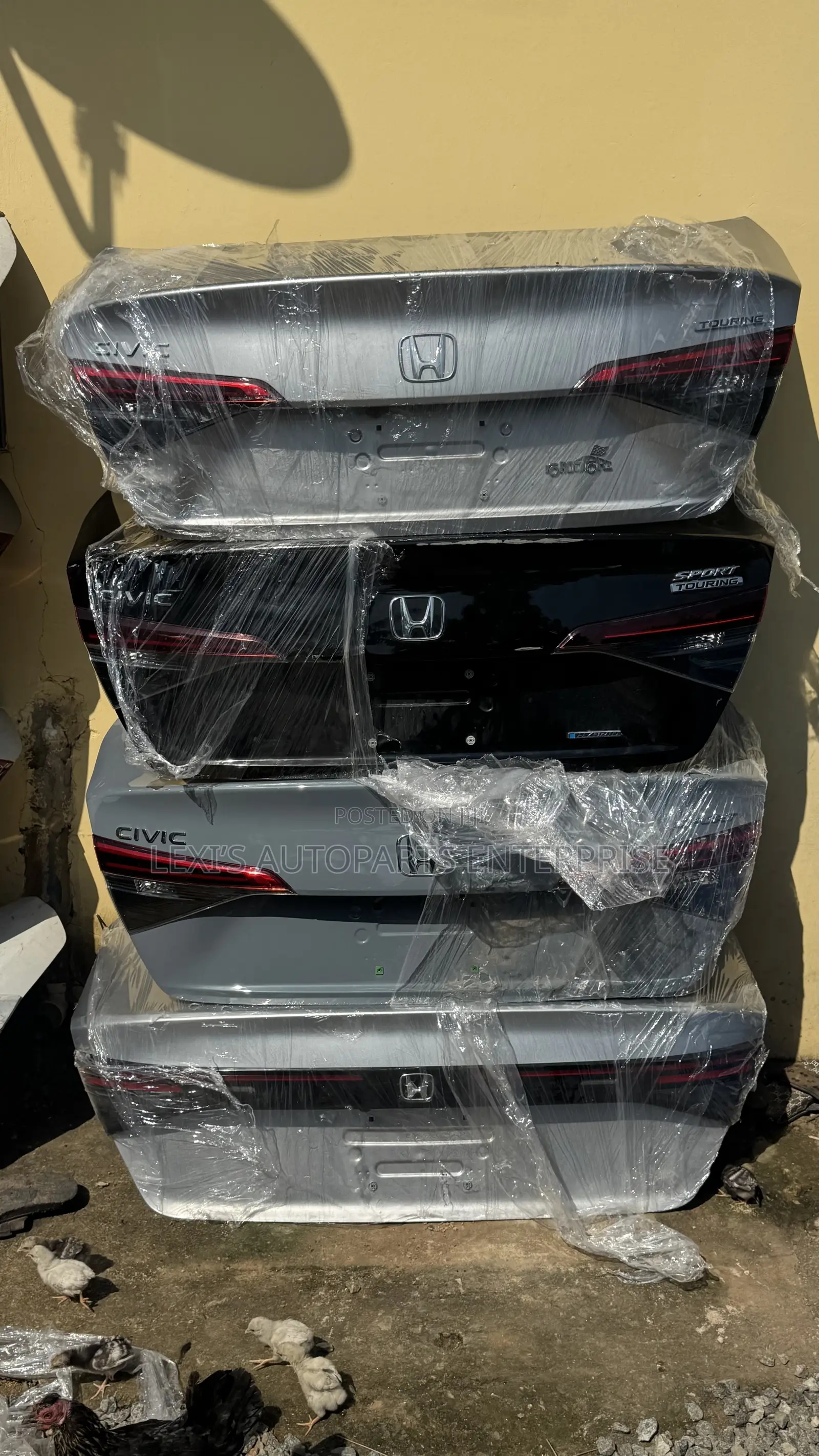 Honda Civic 2022,2023,2024,2025,2026 Tailgate/ Boot Available