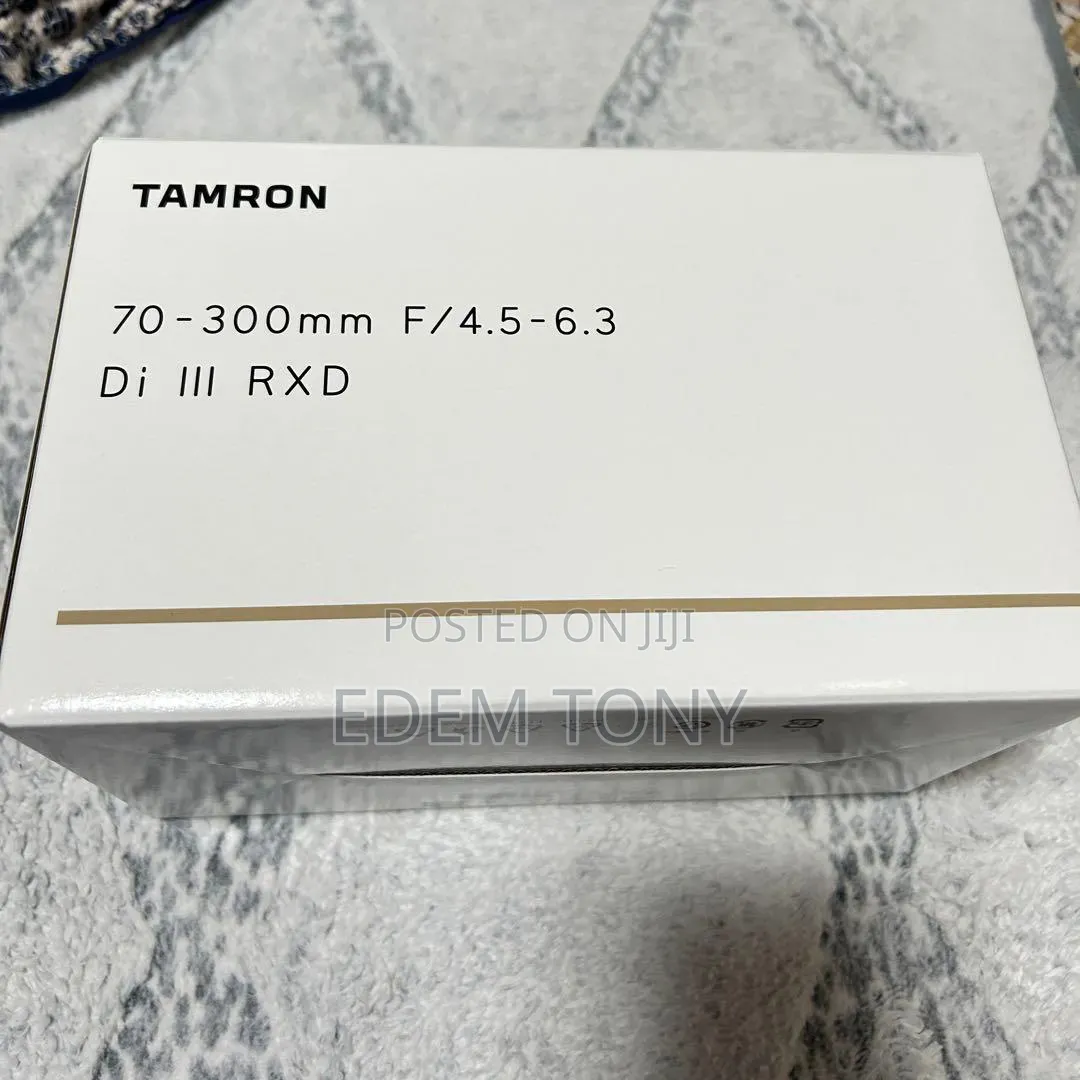 Tamron 70-300mm F/4.5-6.3 Di | RXD Lens for Sony E