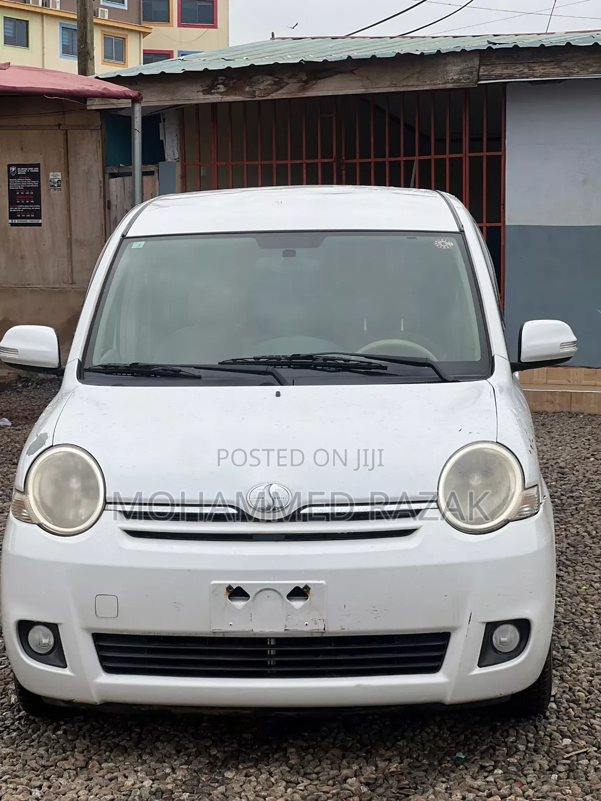 Toyota Sienta 1.5 FWD 2013 White