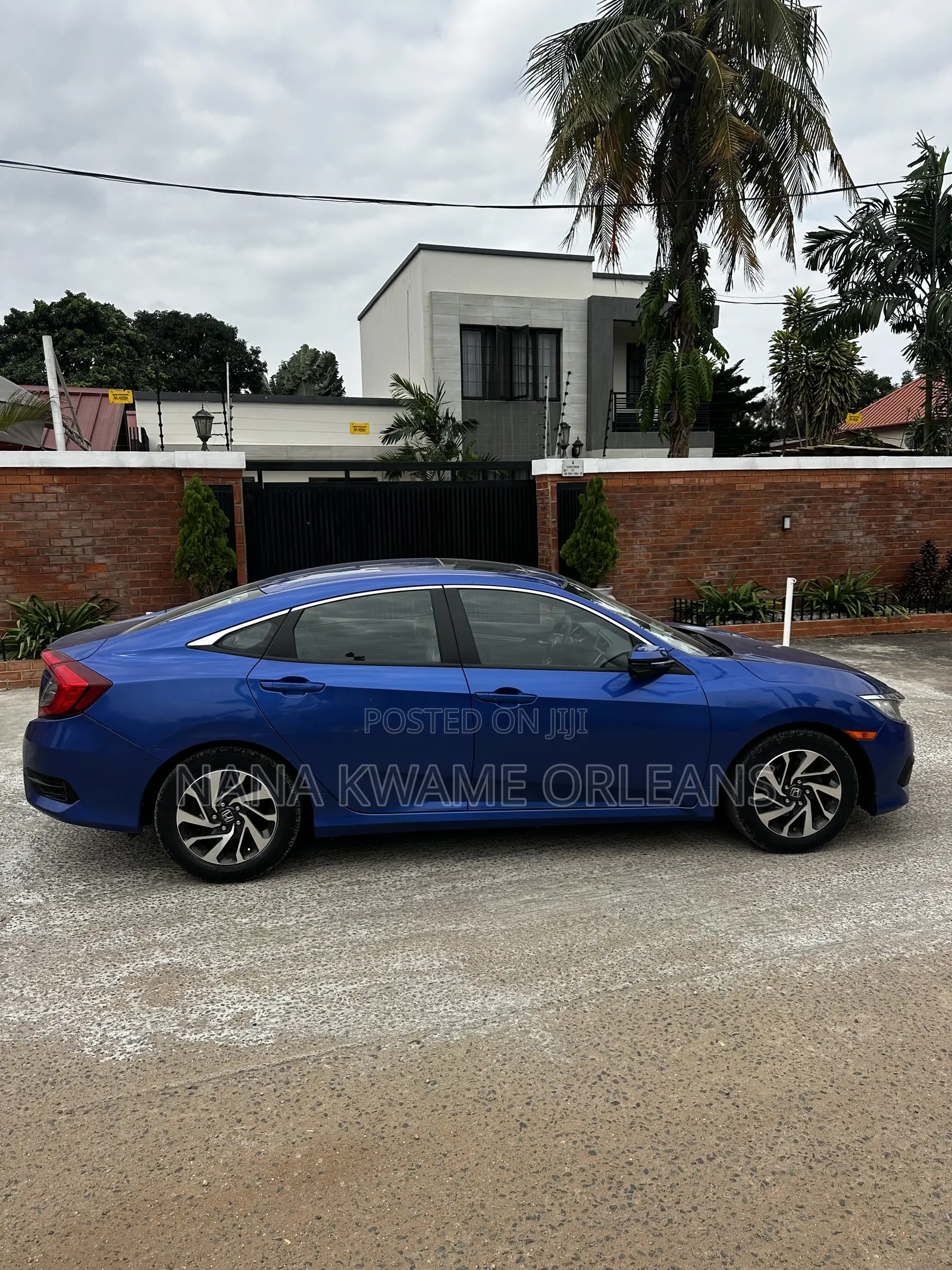 Honda Civic EX-L 4dr Sedan (1.5L 4cyl) 2017 Blue