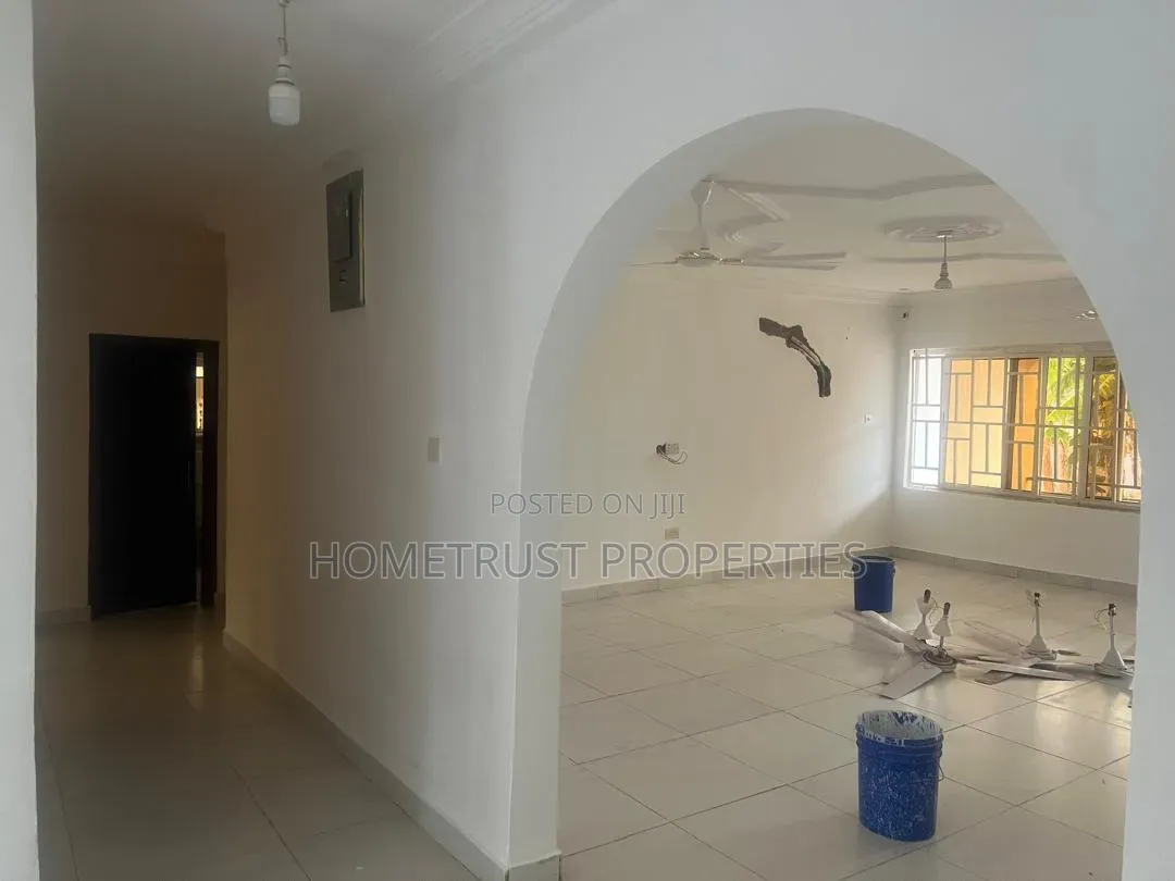 4bdrm House in Kwabenya Franco for rent
