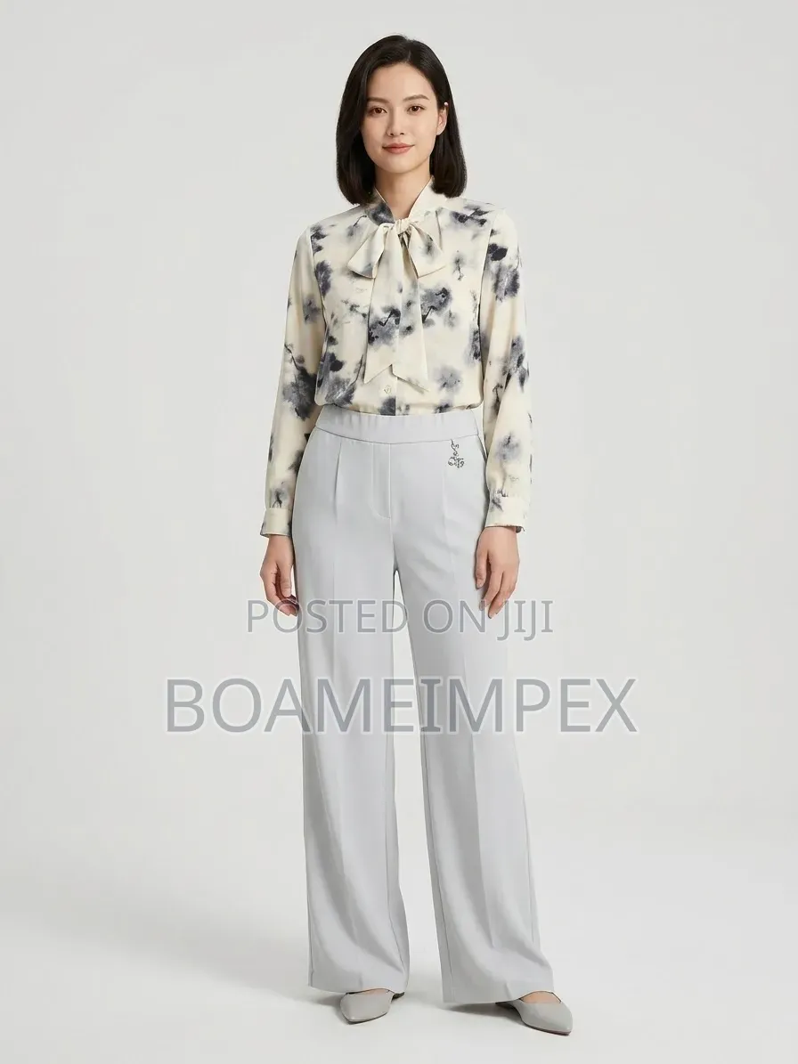 Women's Sophisticated Smart-Casual Ensemble