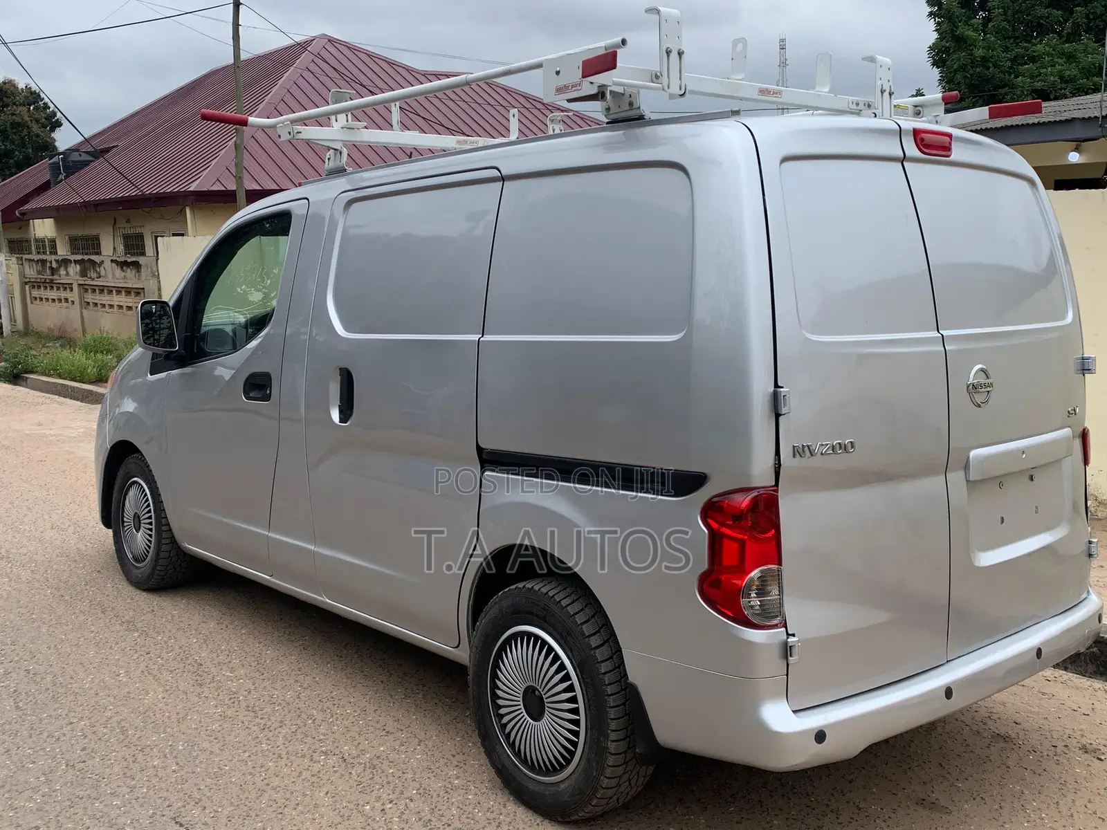 Nissan NV200 2020 Silver